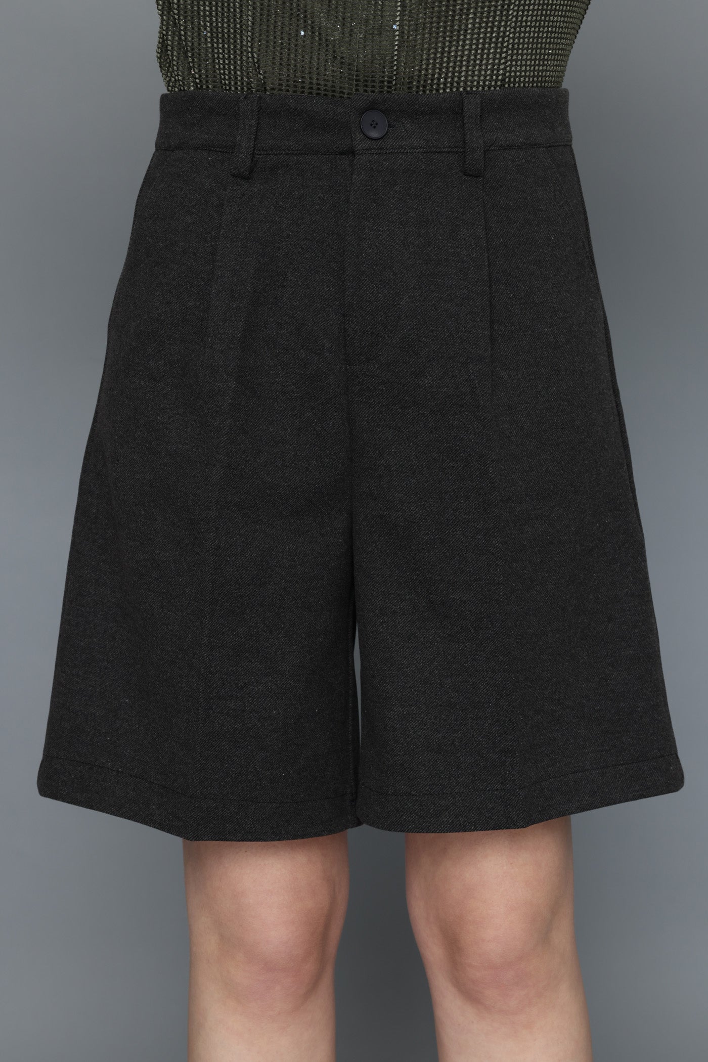 מכנסיי חורף קצרים