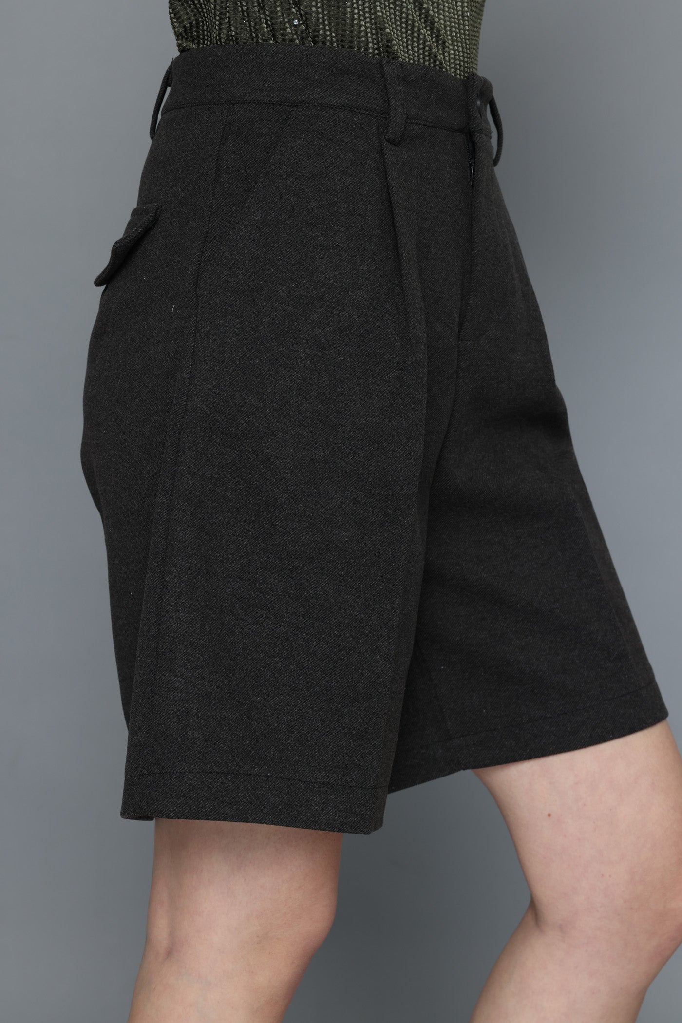 מכנסיי חורף קצרים