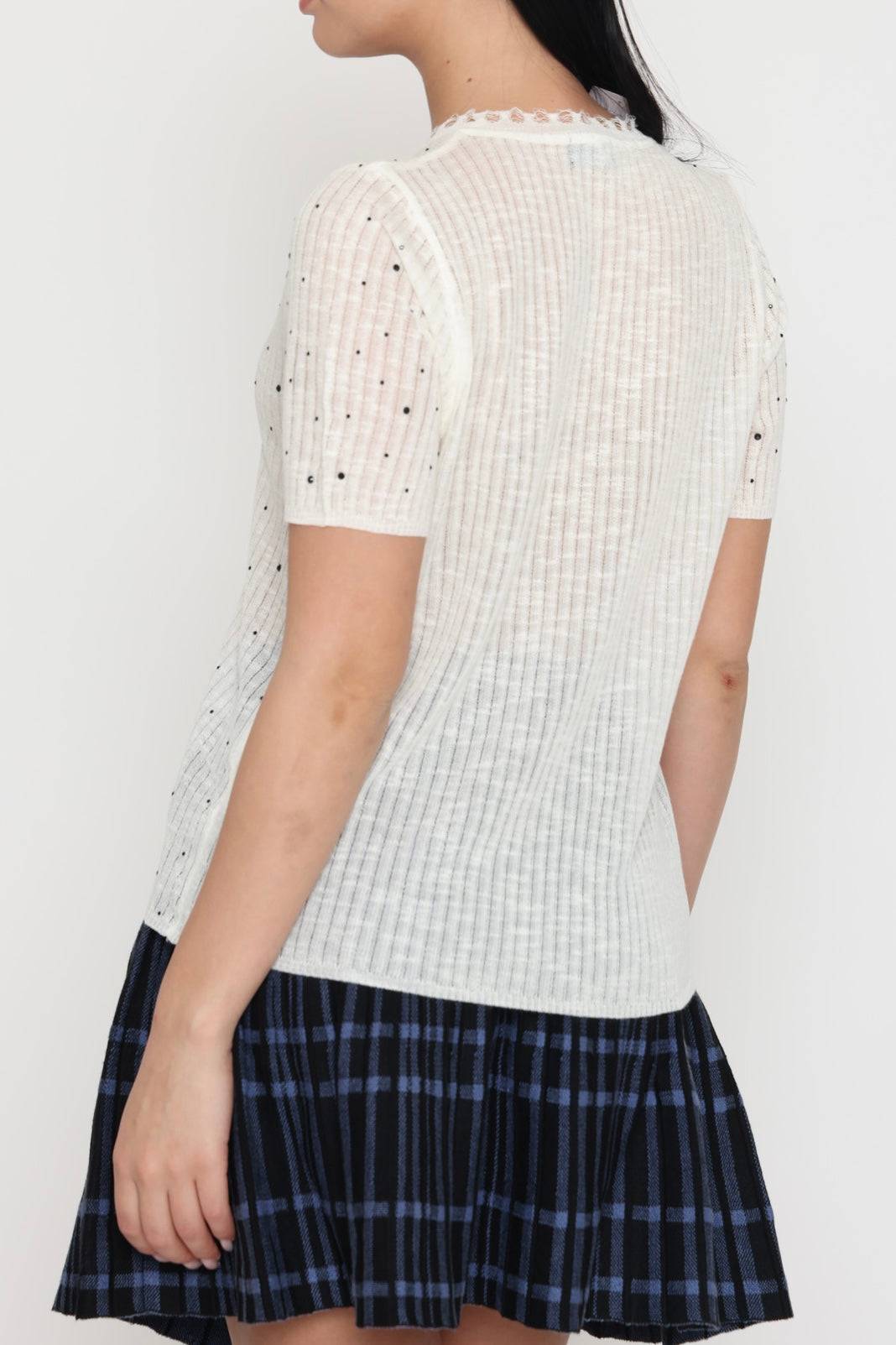 סריג ניקוד שחור