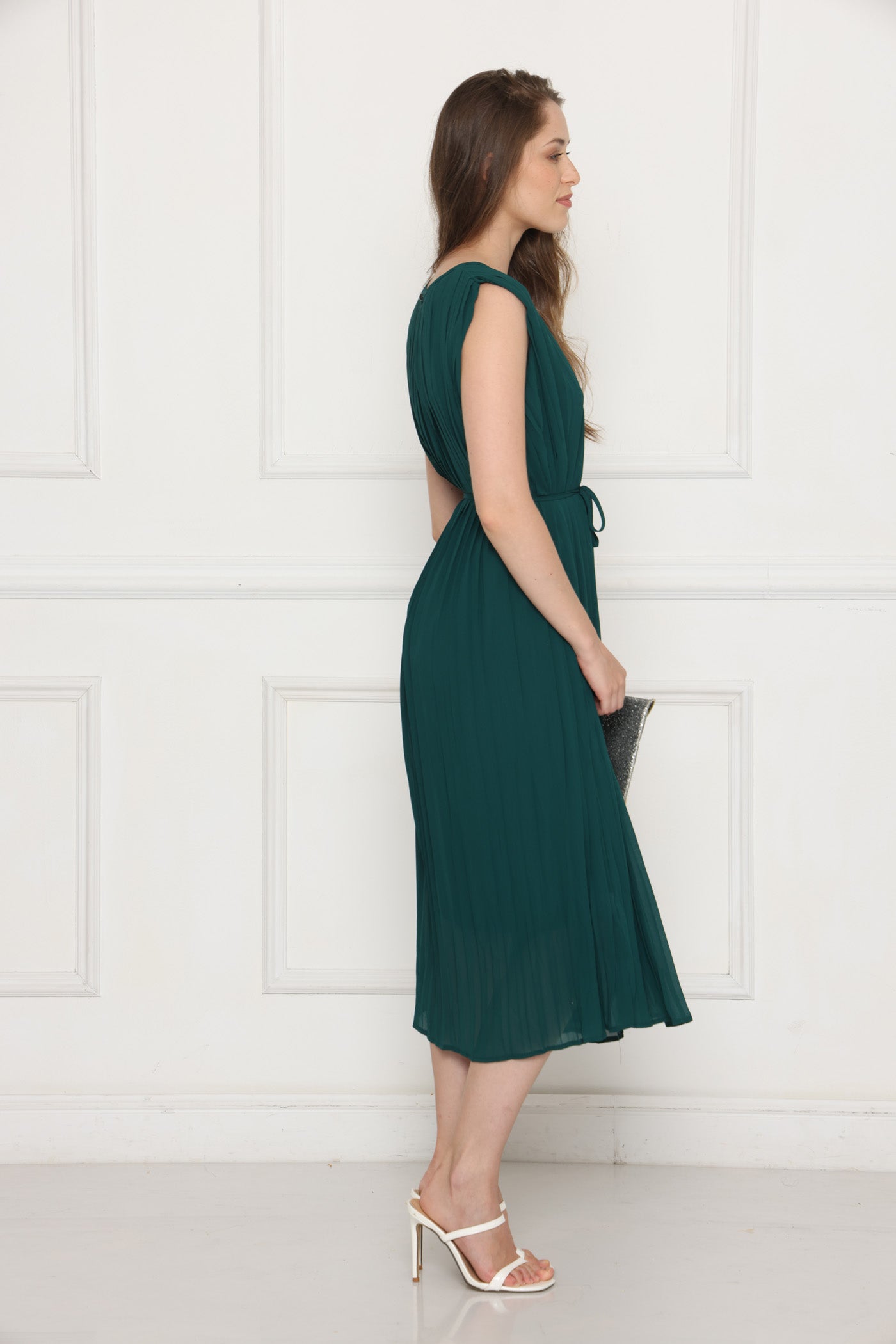 שמלת פליסה חלקה