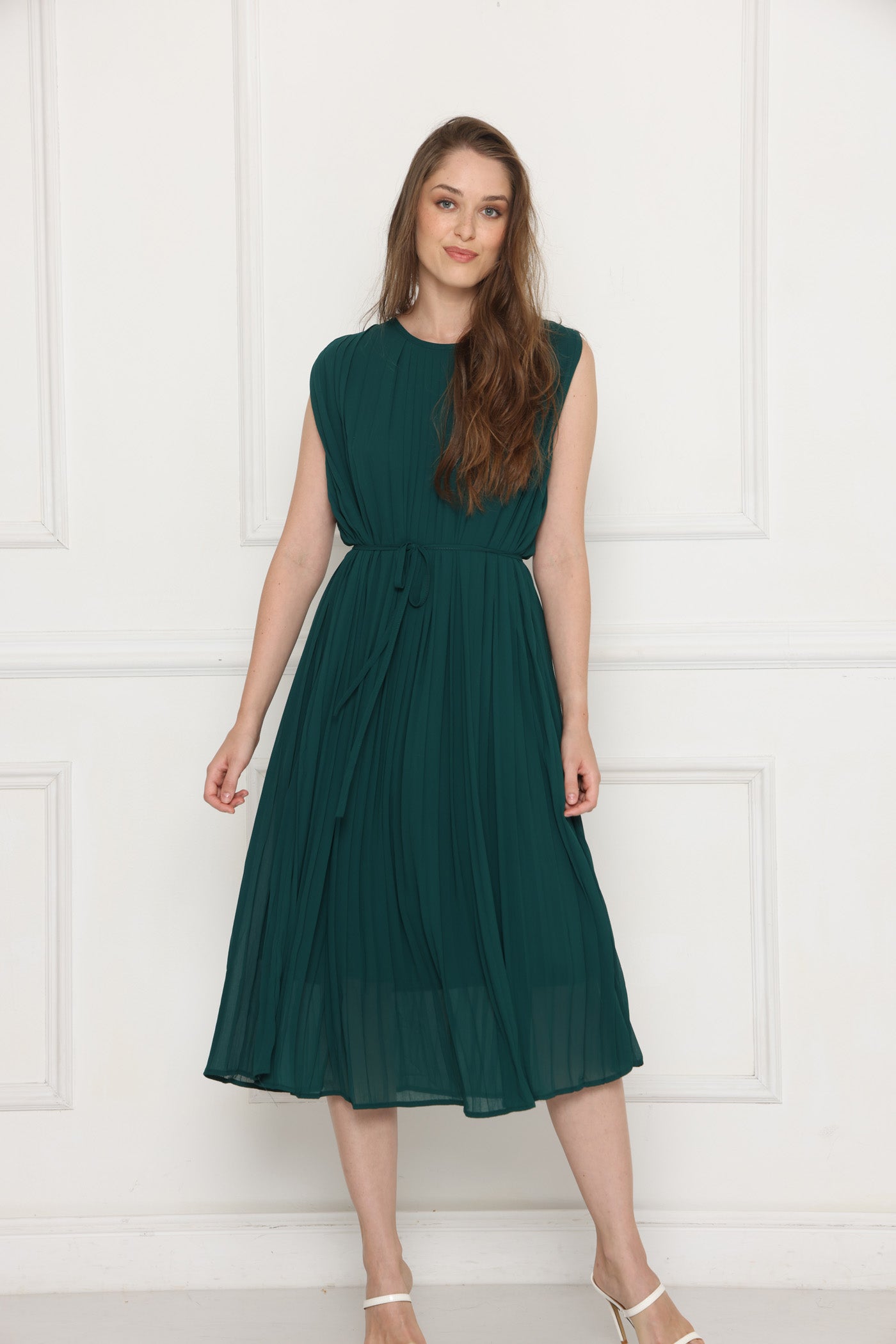 שמלת פליסה חלקה