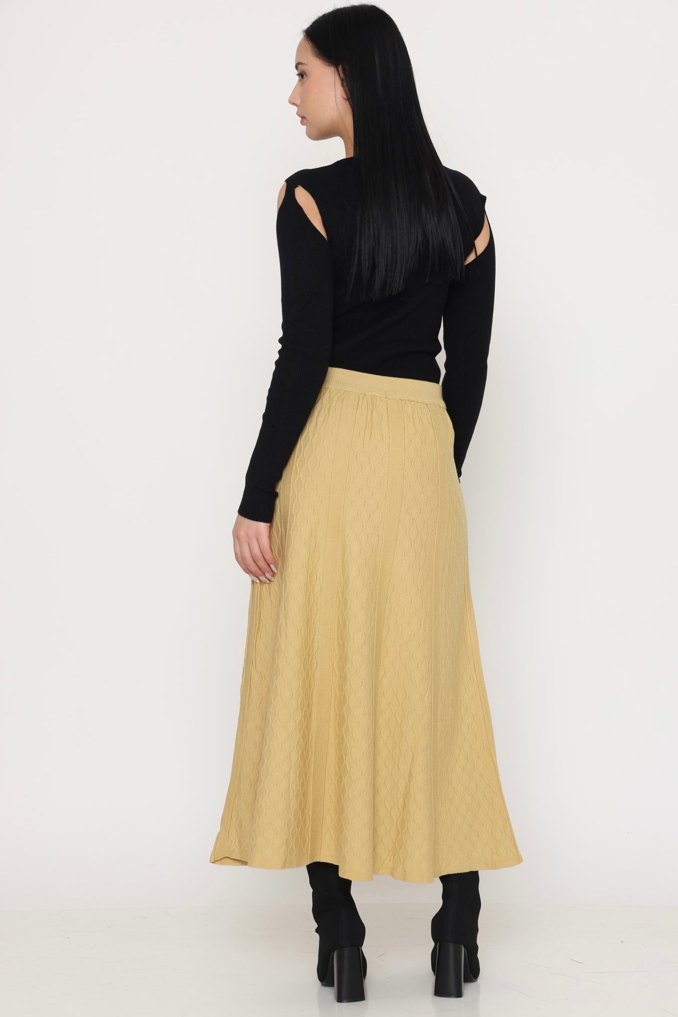 חצאית מקסי צמר צהובה