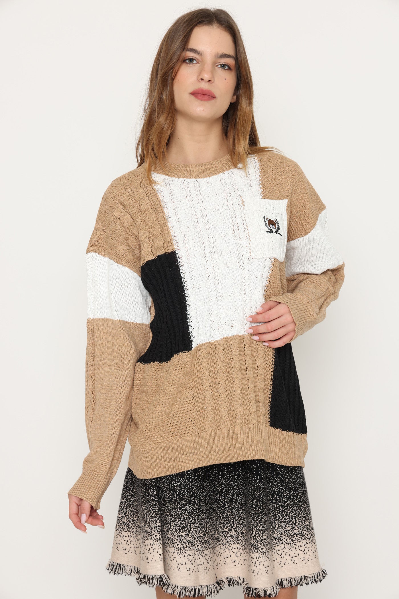 סריג מלבן לבן