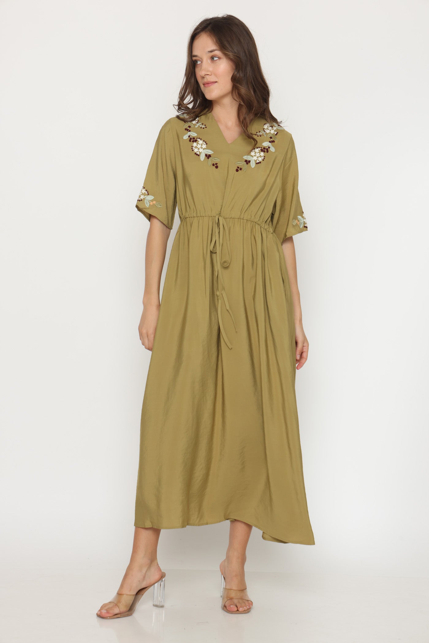 שמלה רקמה רומנטית