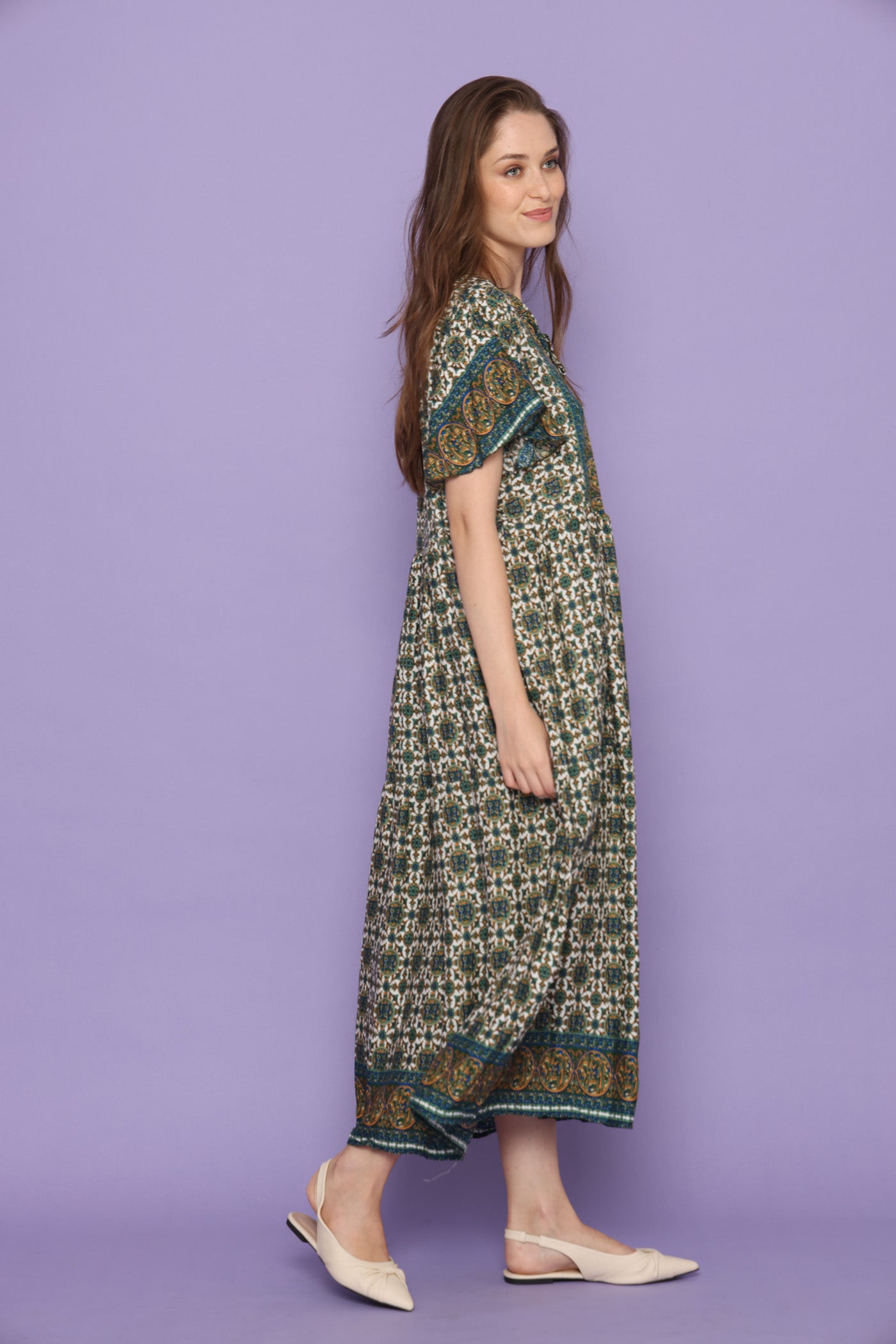 שמלת אתניות ירוקה