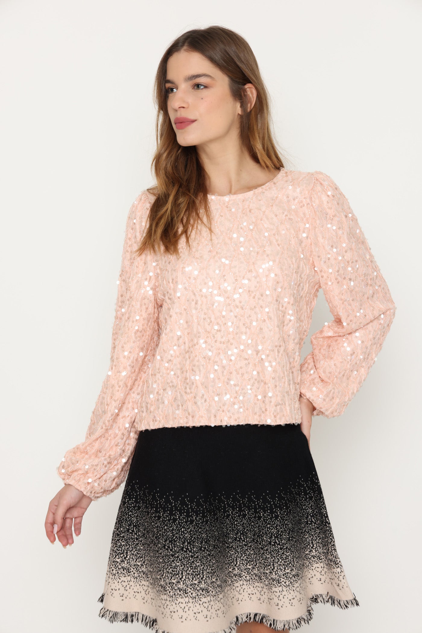 חולצת לורקס צורה