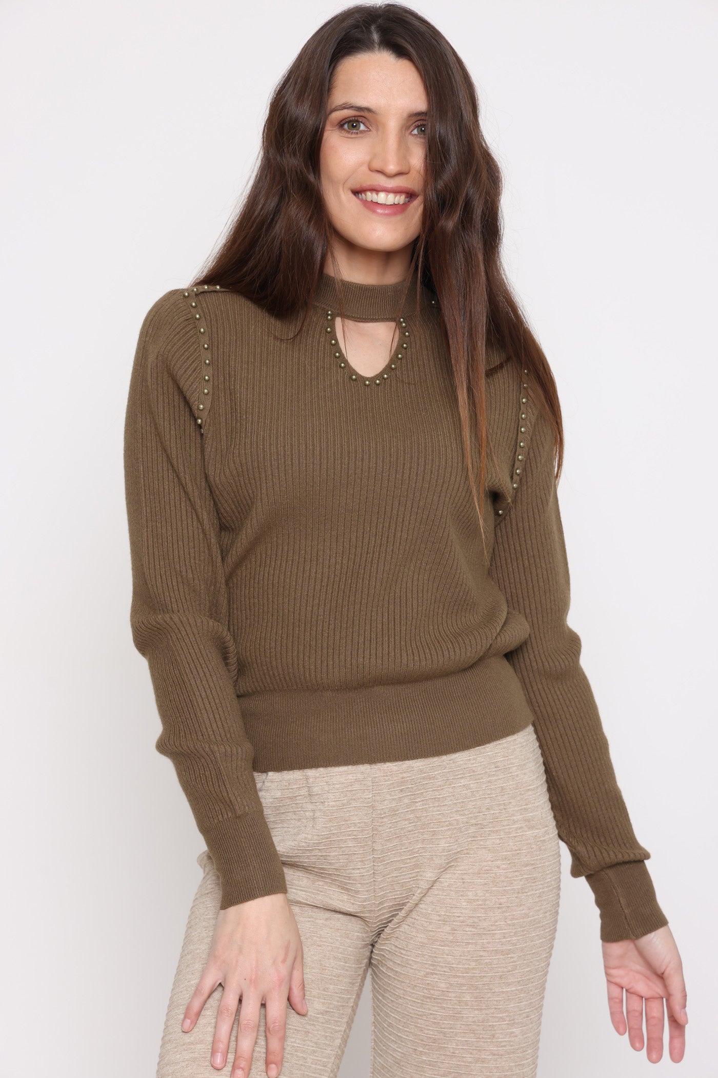 סריג קולר וחרוזים