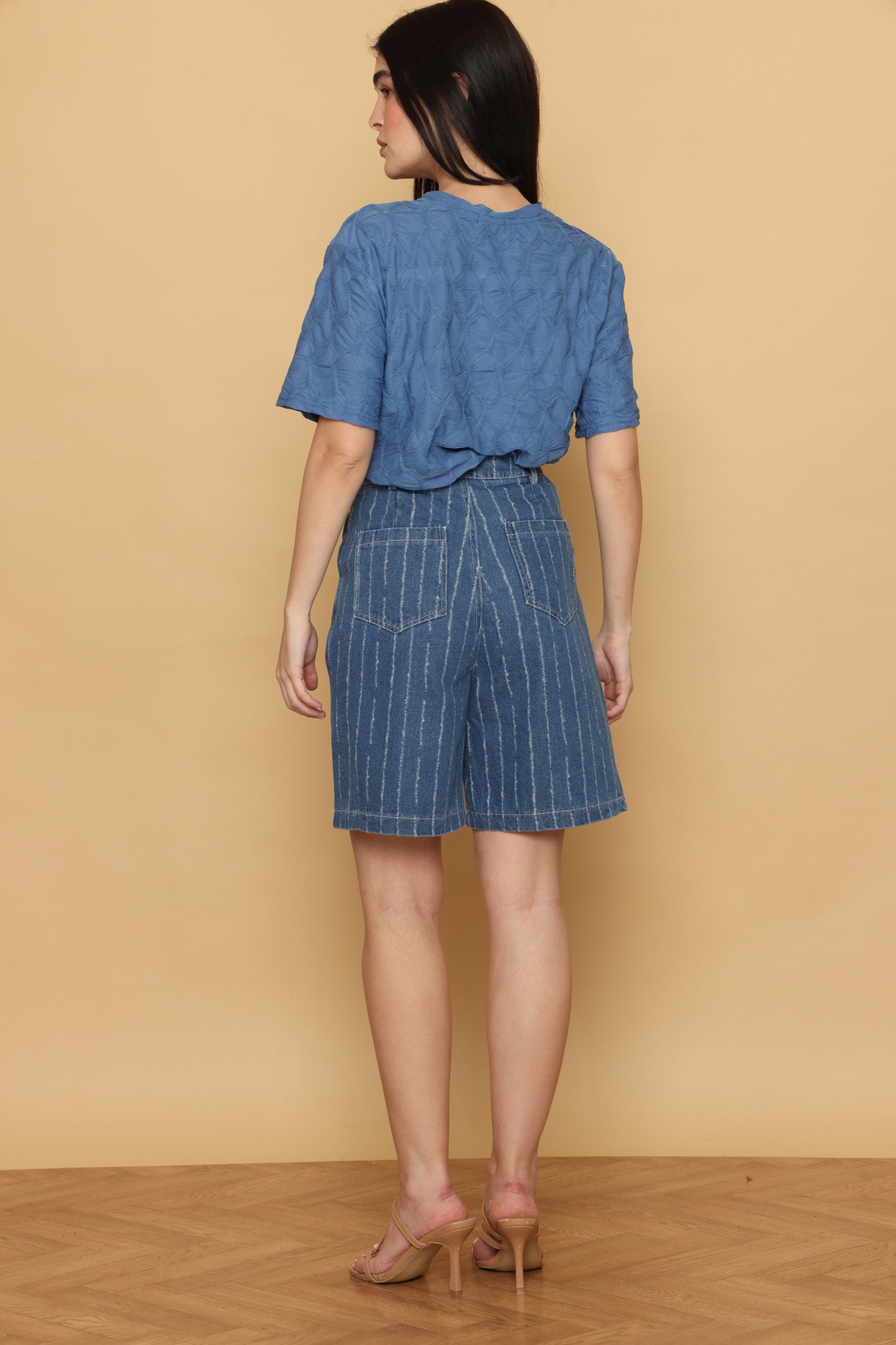 מכנסיי פסים ברמודה