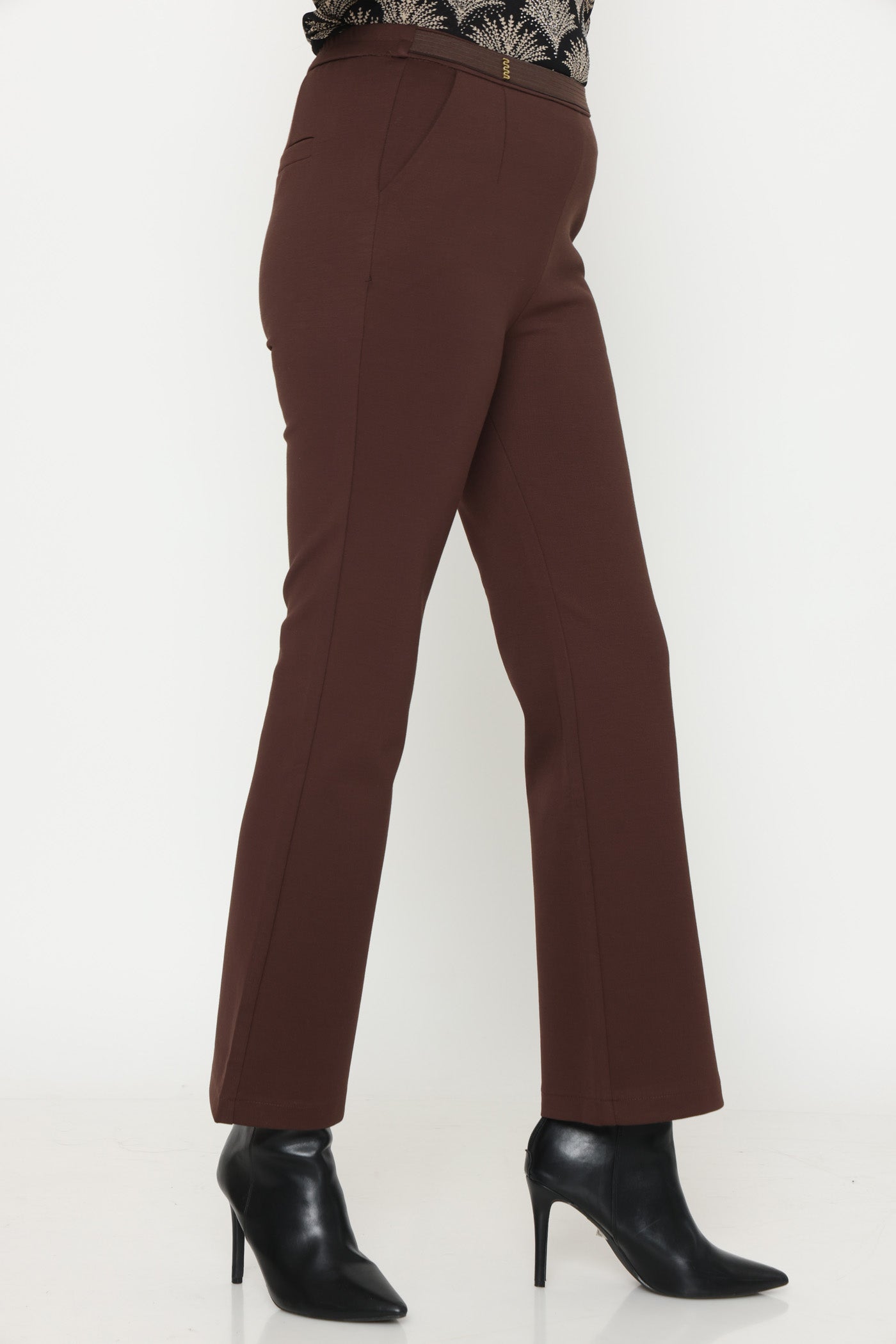 מכנסיי חגורת צד