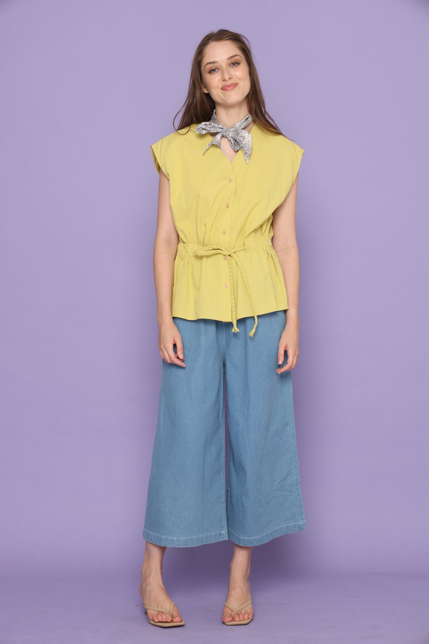 חולצת חגורת מותן