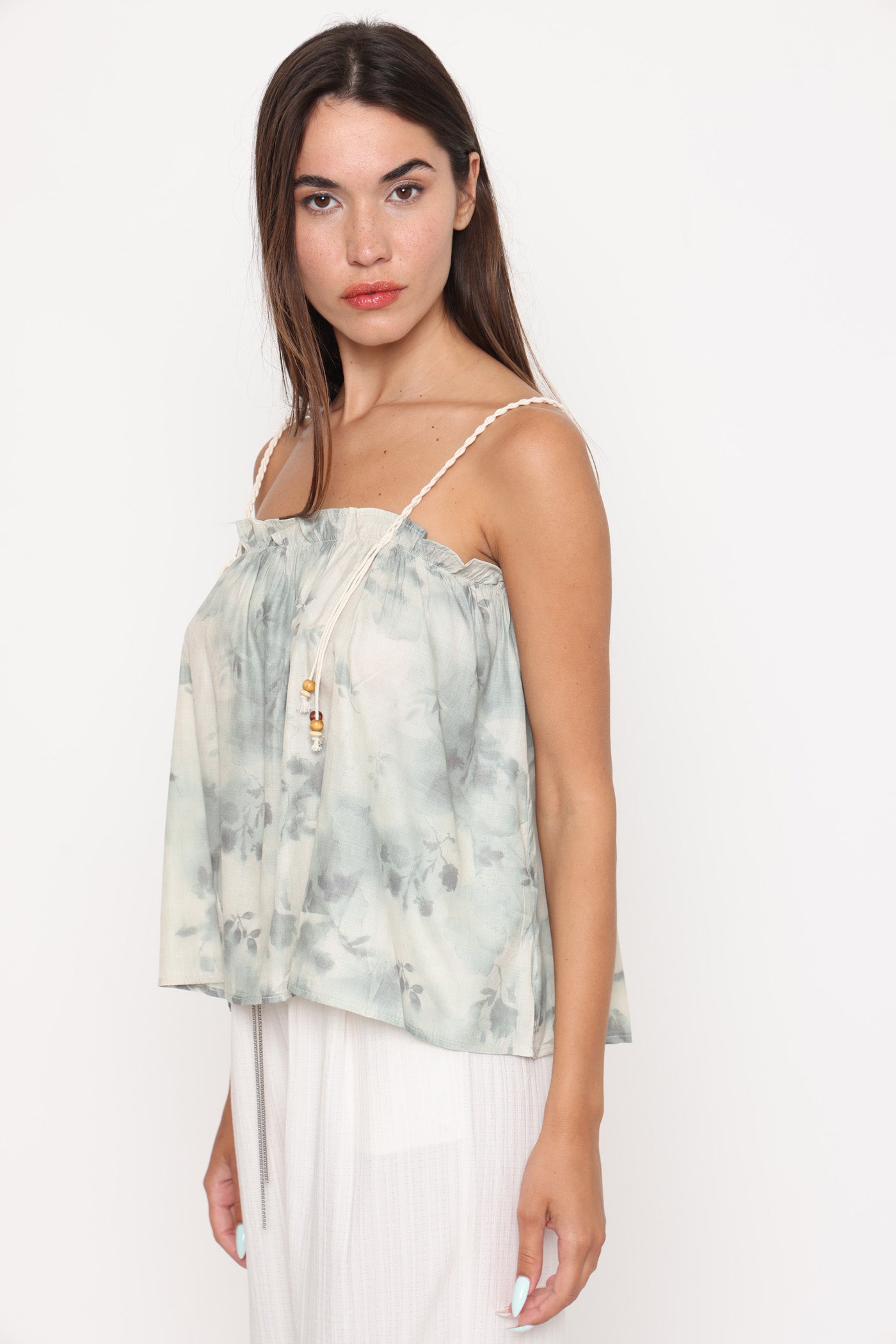 גופיית כתפיית חבל עם חרוזים ירוק