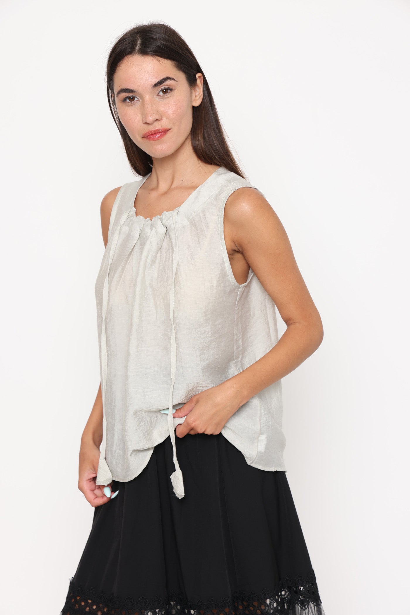 גופיית חוטי פרח