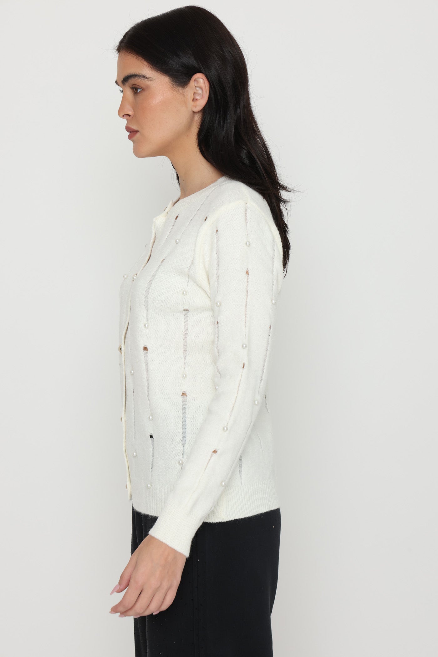 קרדיגן שקעים וחרוזים