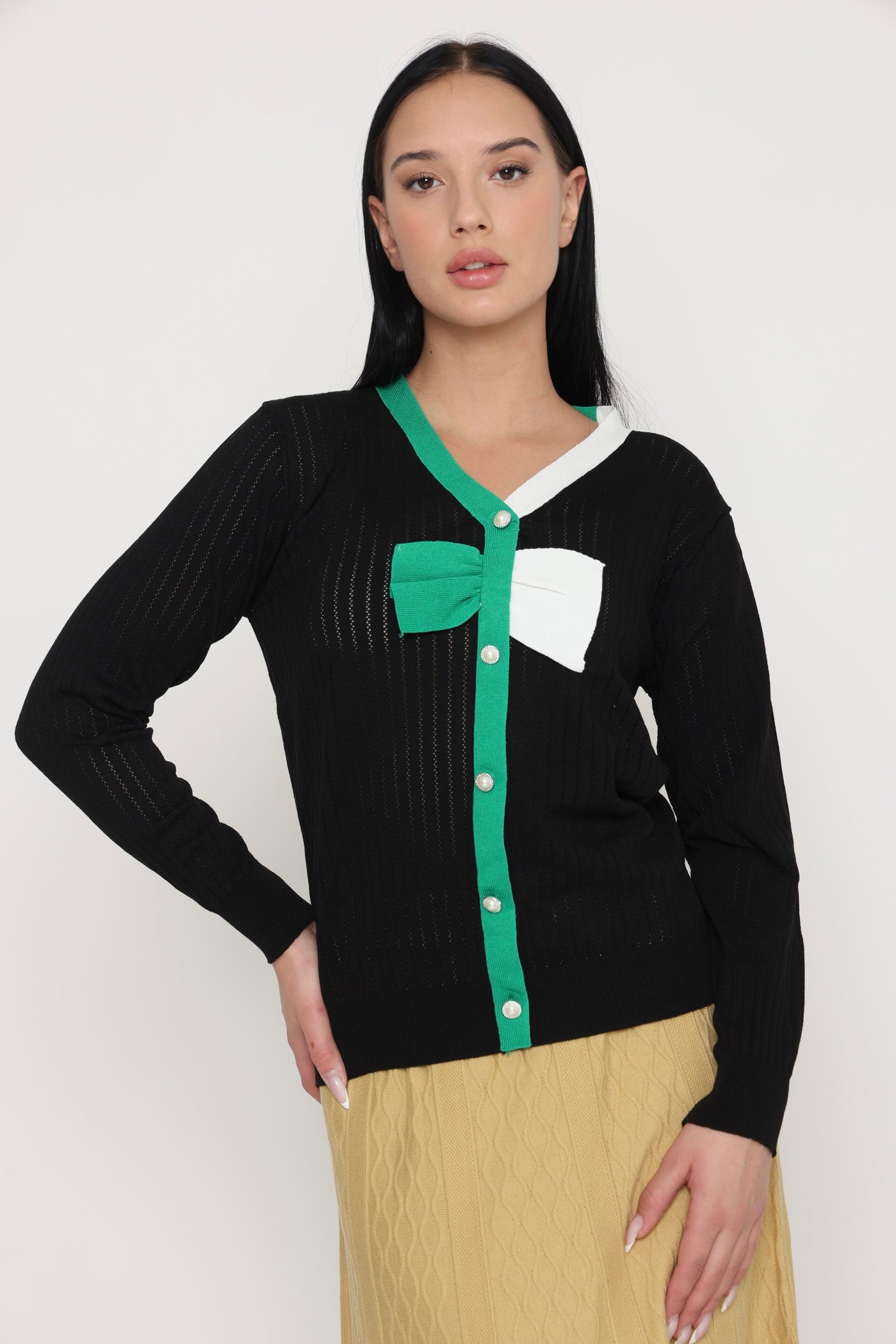 קרדיגן פפיון חצי חצי