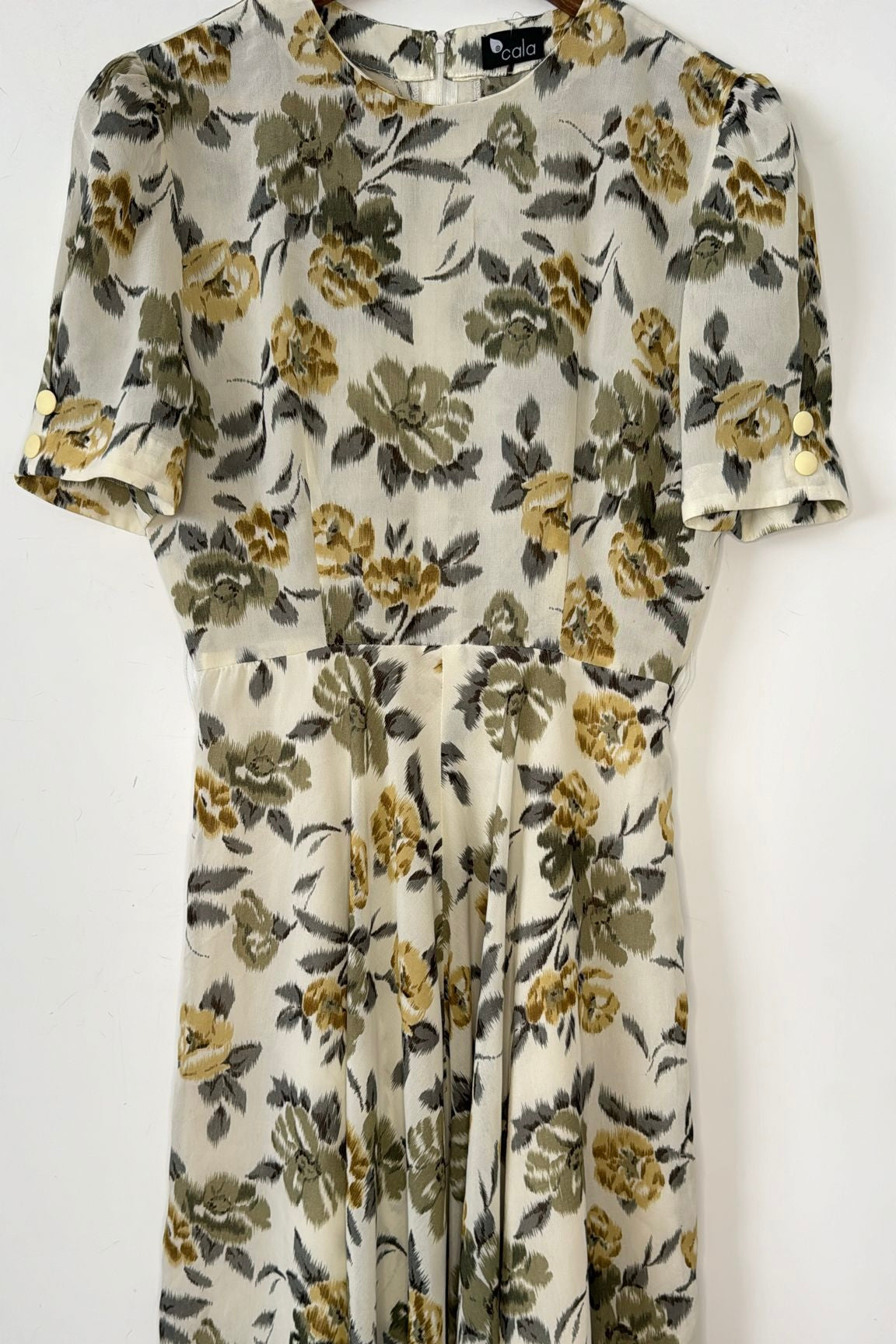 שמלת וינטג' פרחי חאקי וחום שקיפות