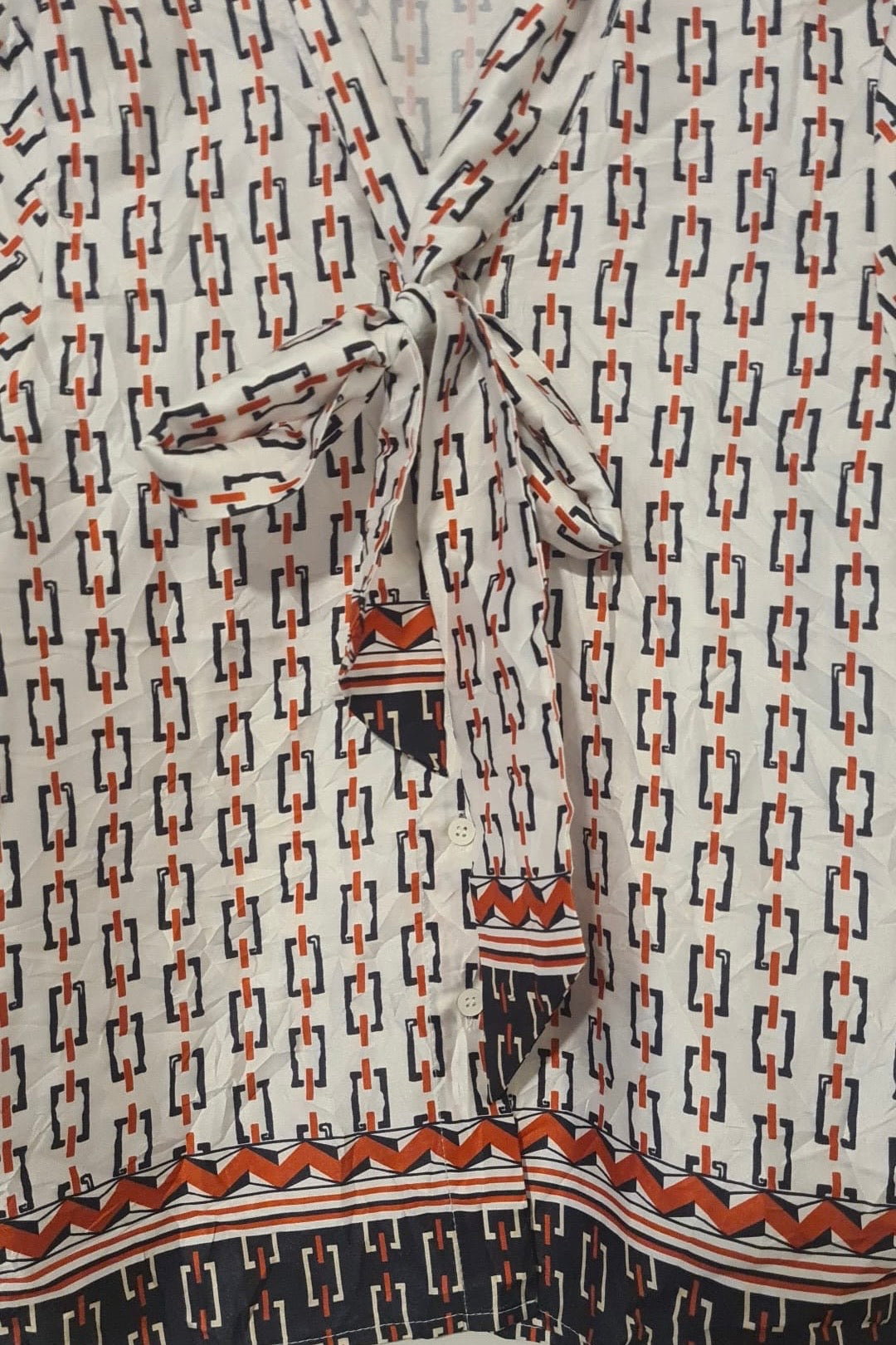 חולצת וינטג' שרשראות קשירה קדמית