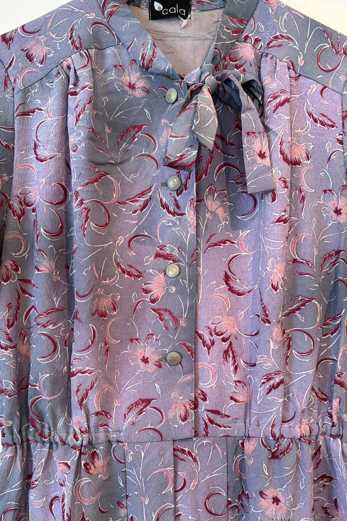 שמלת וינטג' ציורי פרחים לבנים