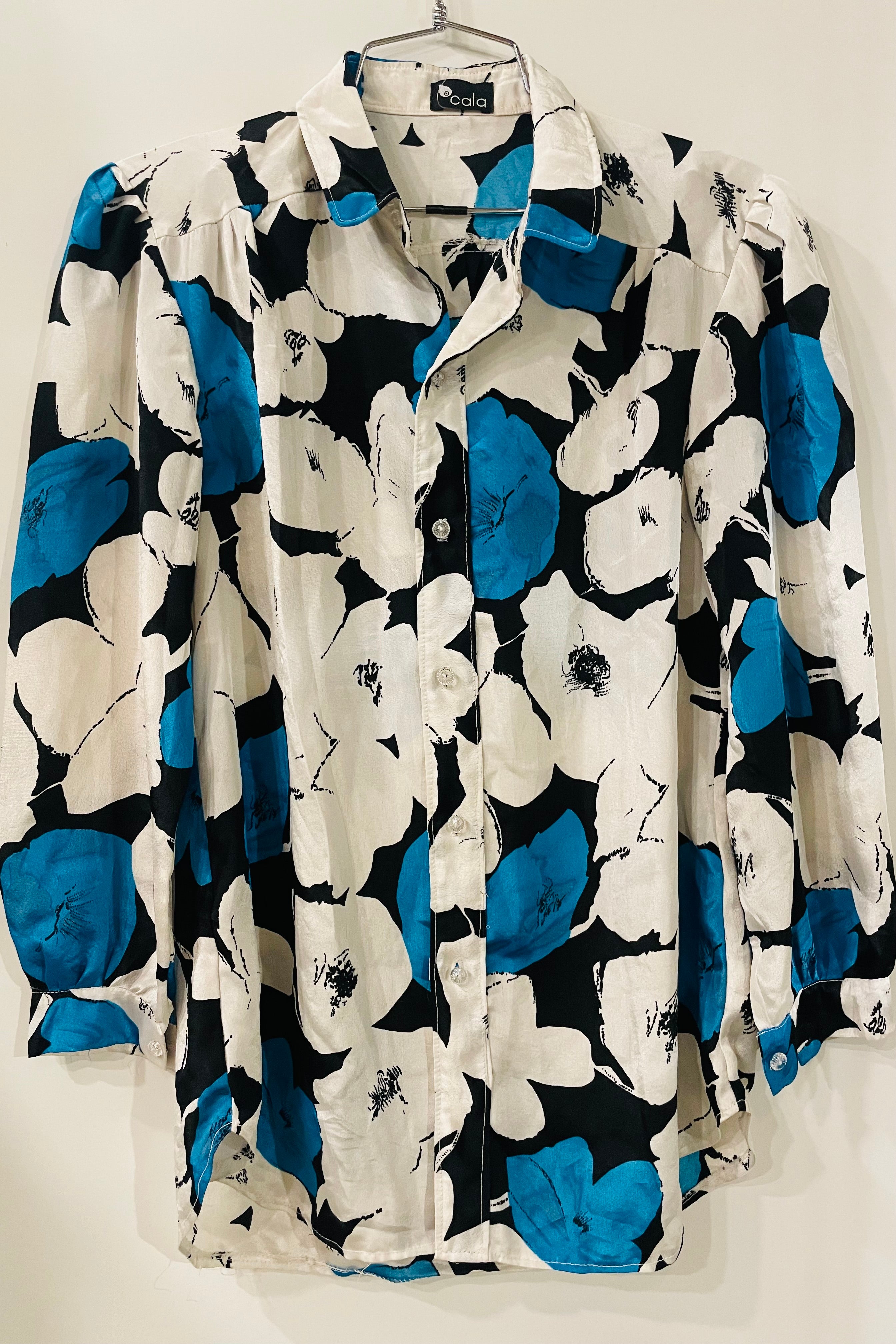 חולצת וינטג׳ ירקונה