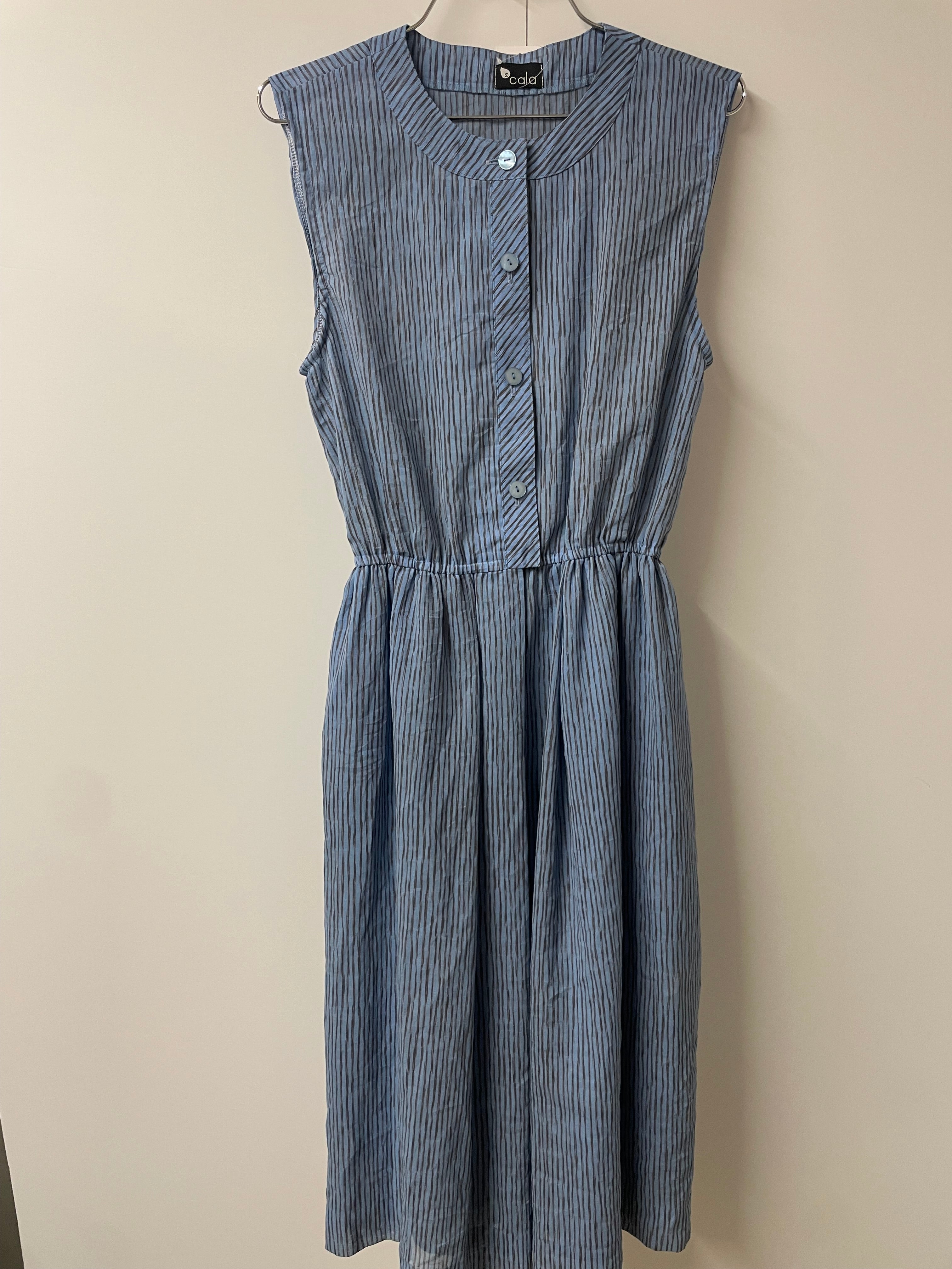 שמלת וינטג׳ נחלים