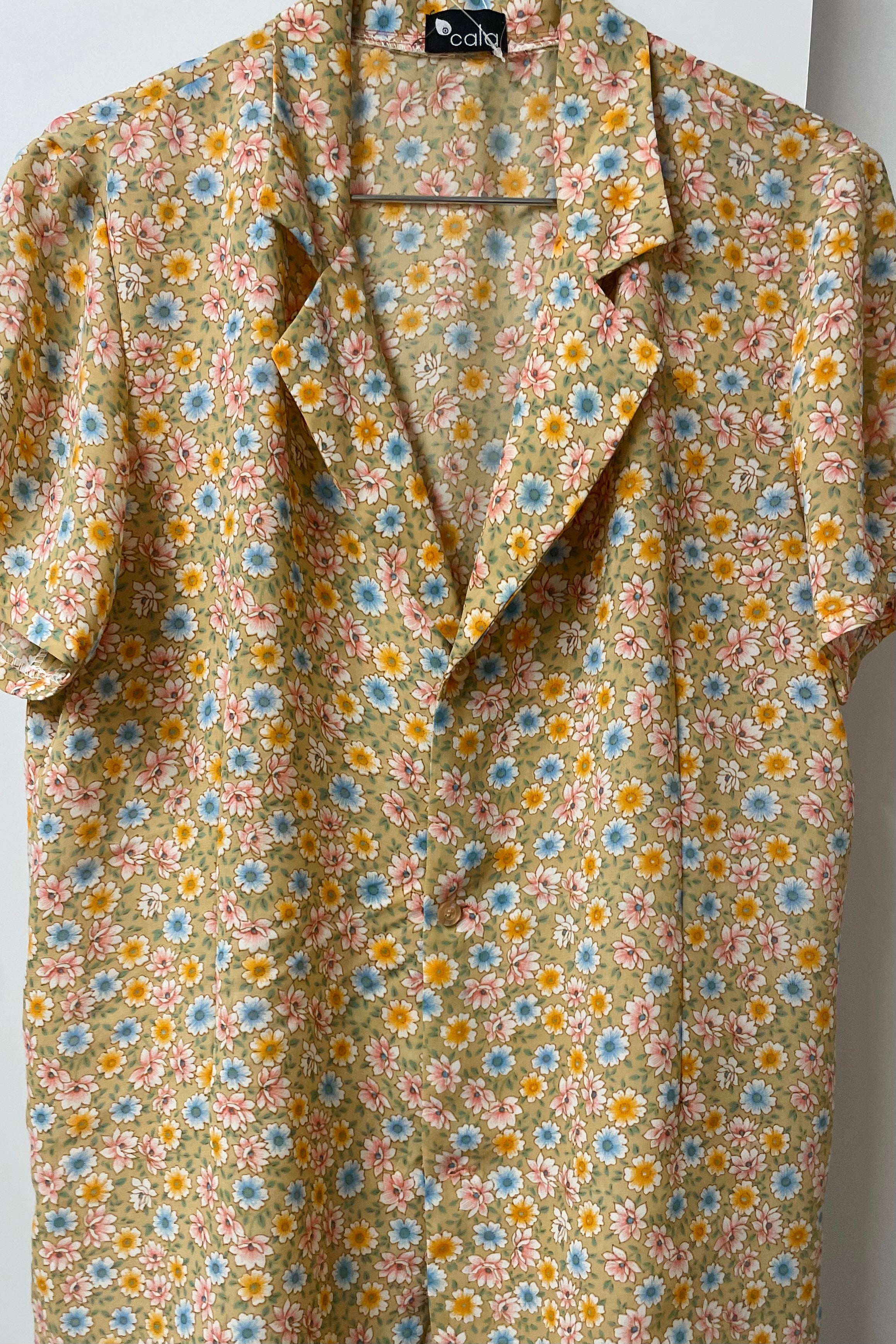 חולצת וינטג׳ אלה