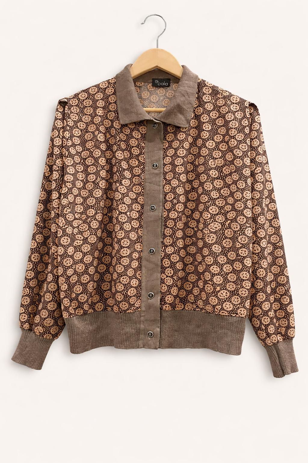 חולצת וינטג׳ פלחים.