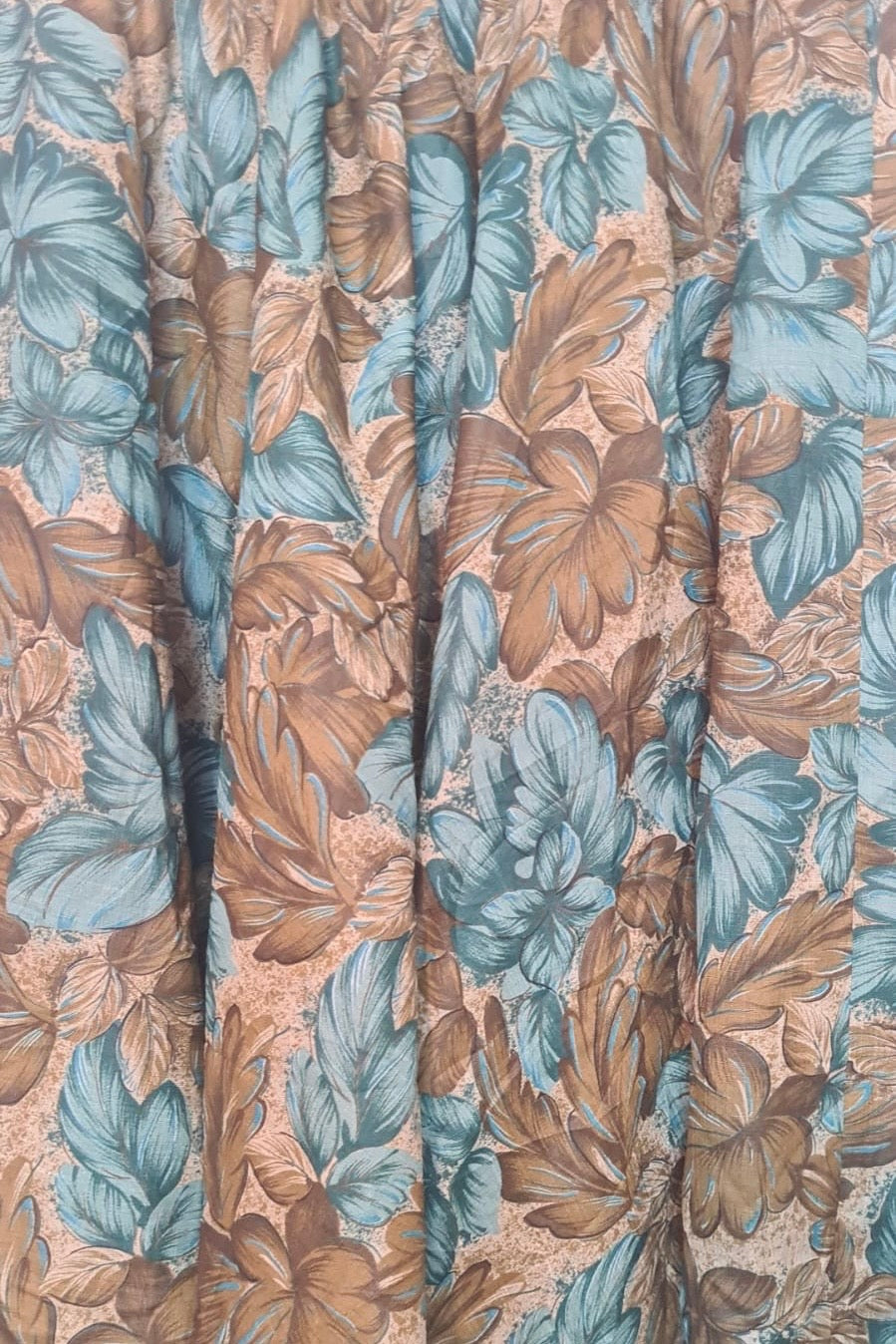 חצאית וינטג' עלים תכלת