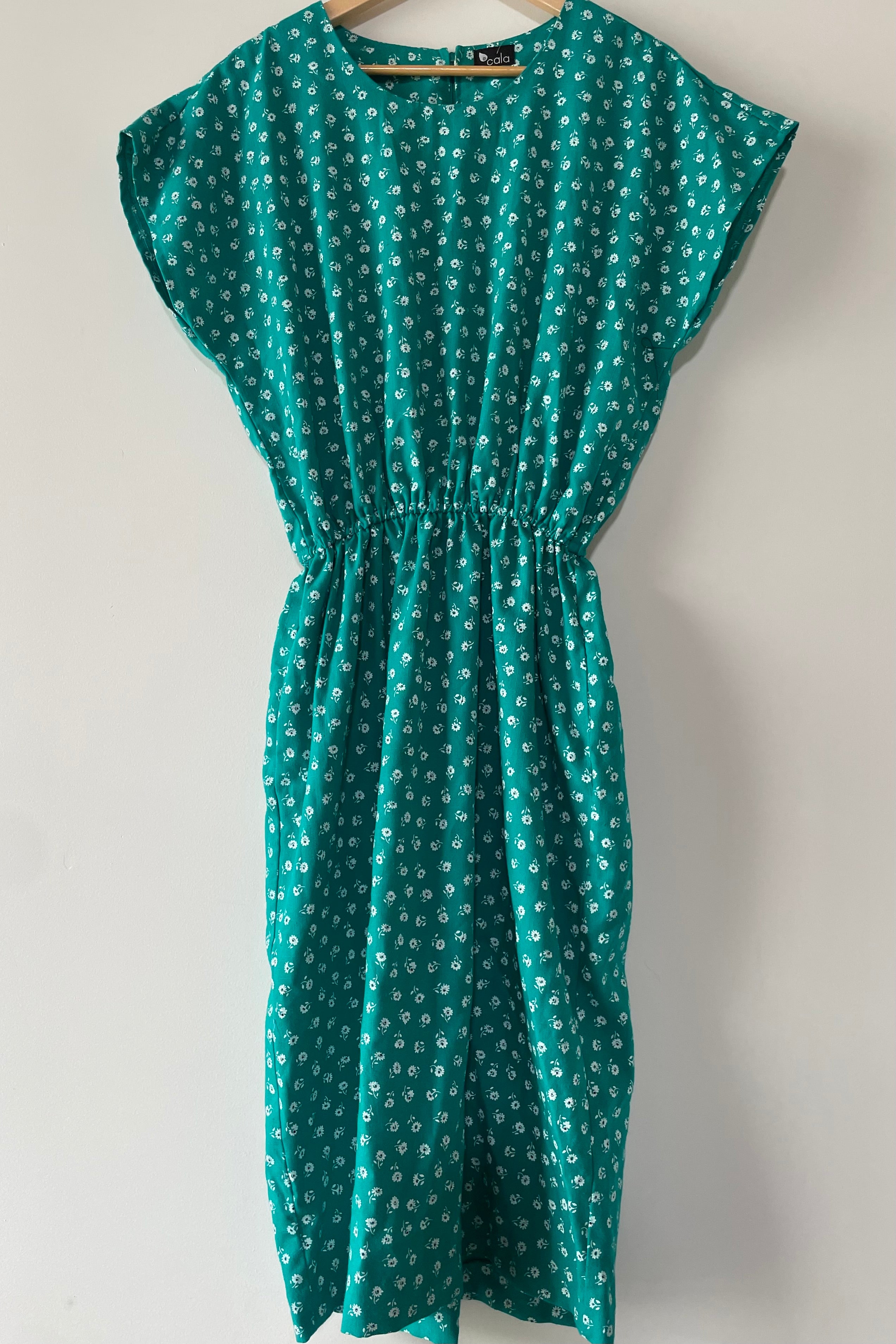 שמלת וינטג׳ פלה