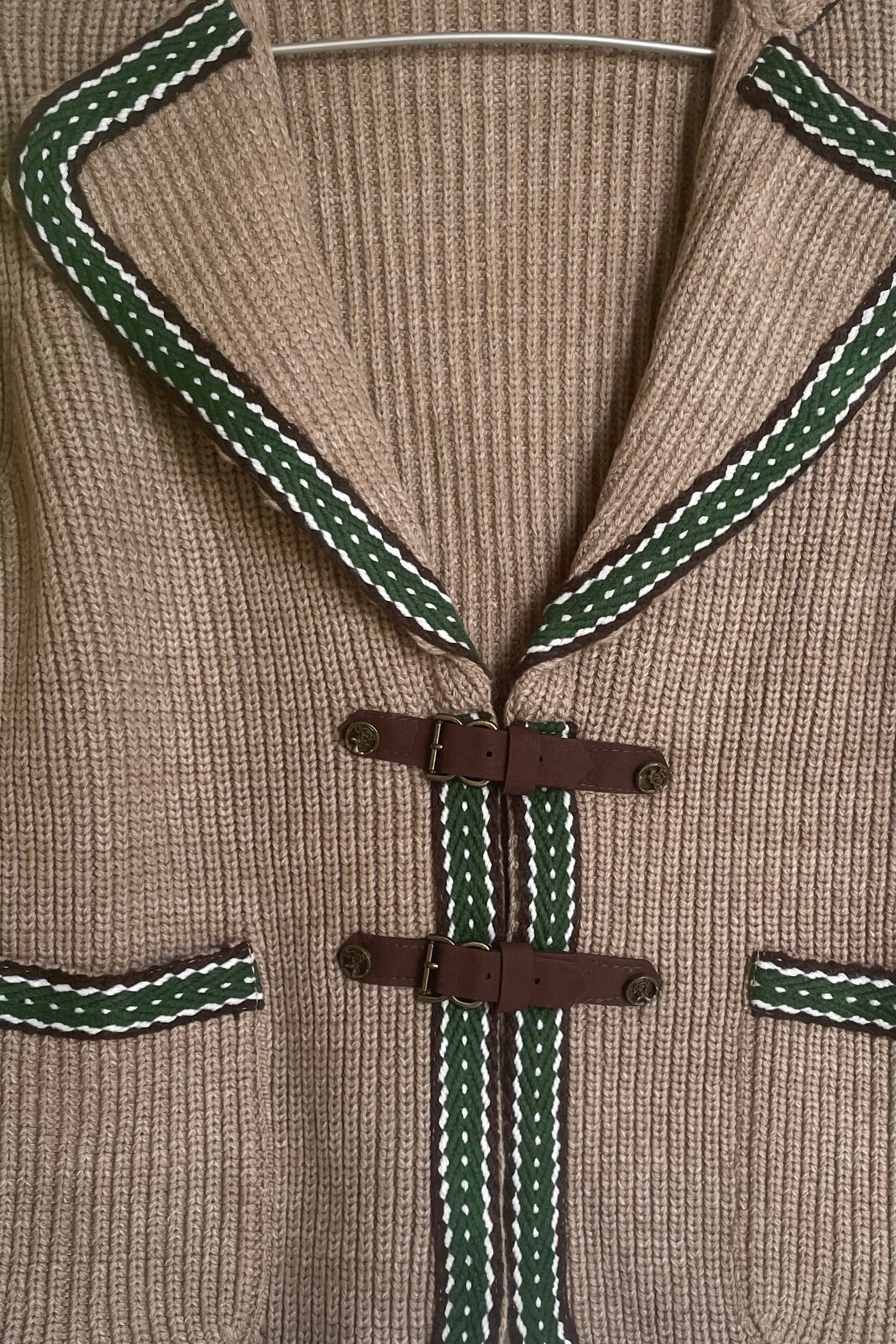 קרדיגן מסגרת