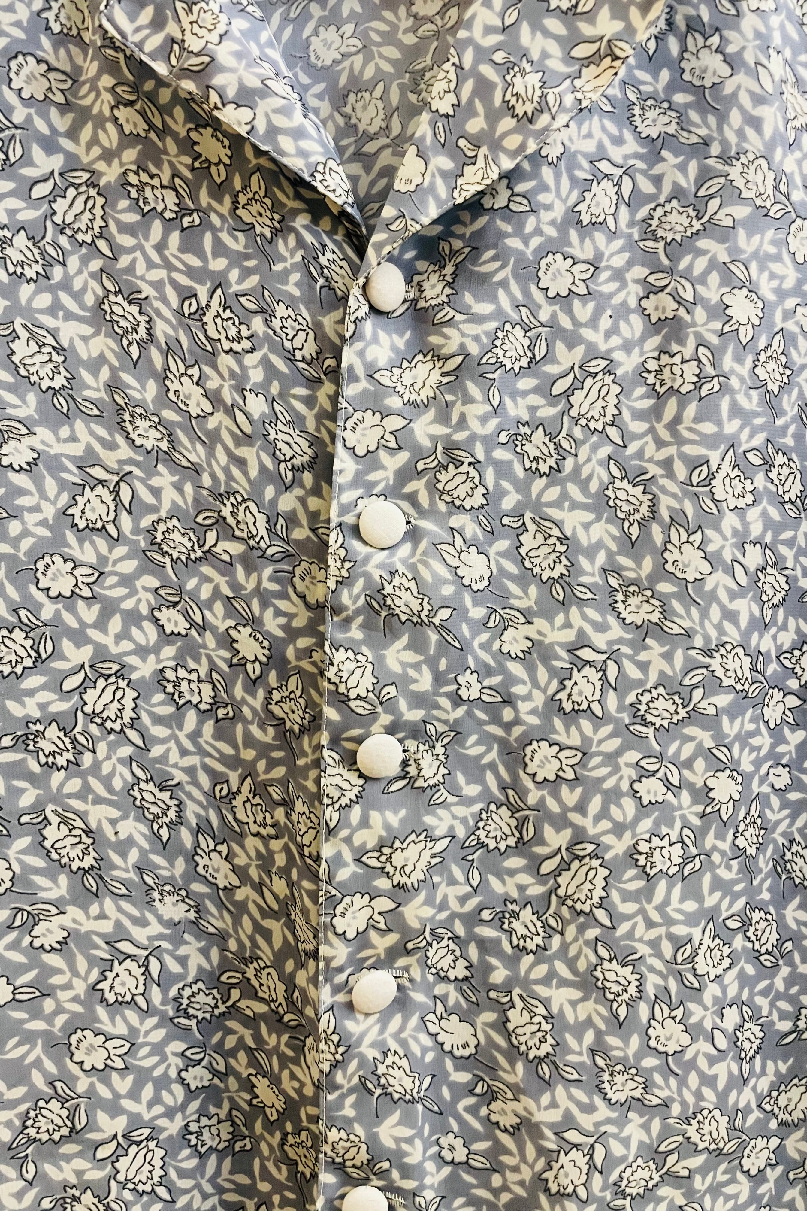 חולצת וינטג׳ אפורה