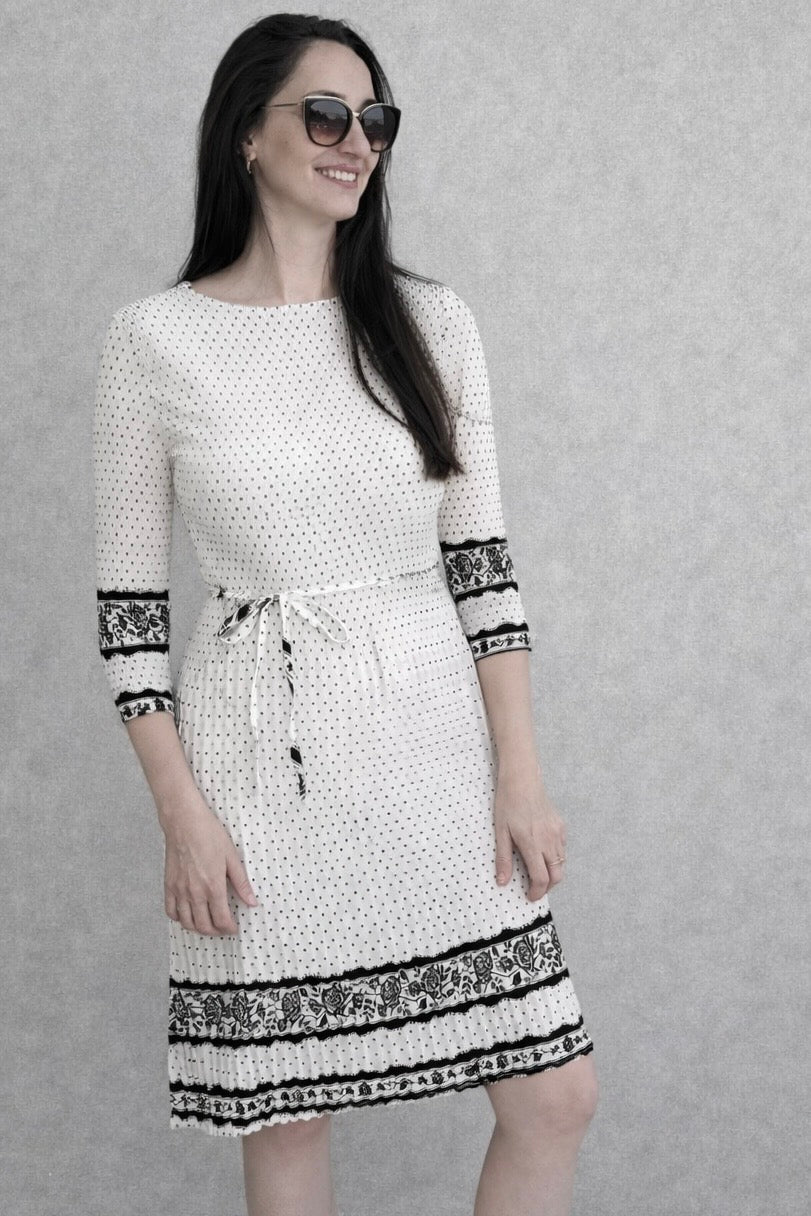 שמלת פליסה ניקוד