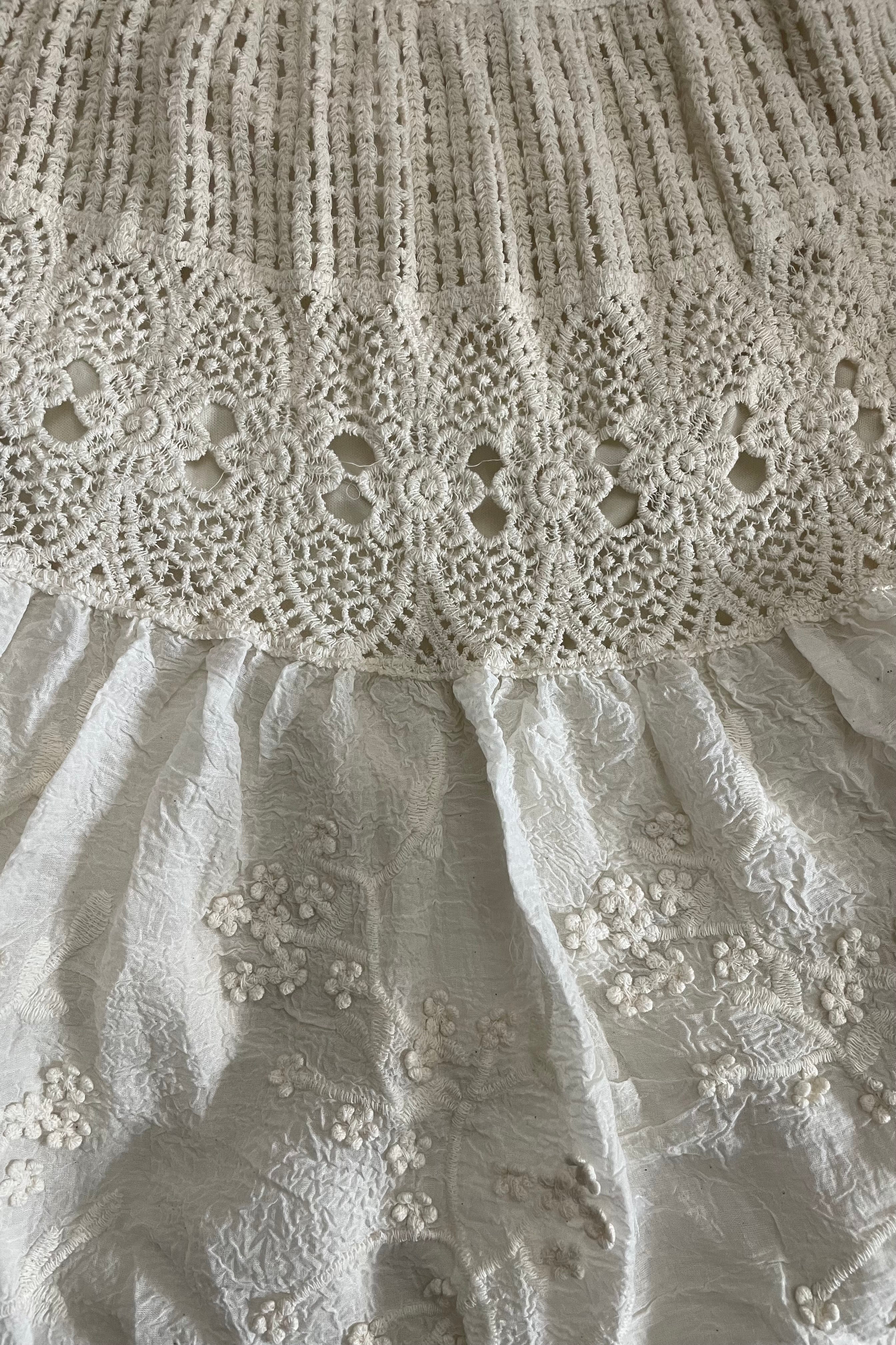 חצאית תחרות מקסי