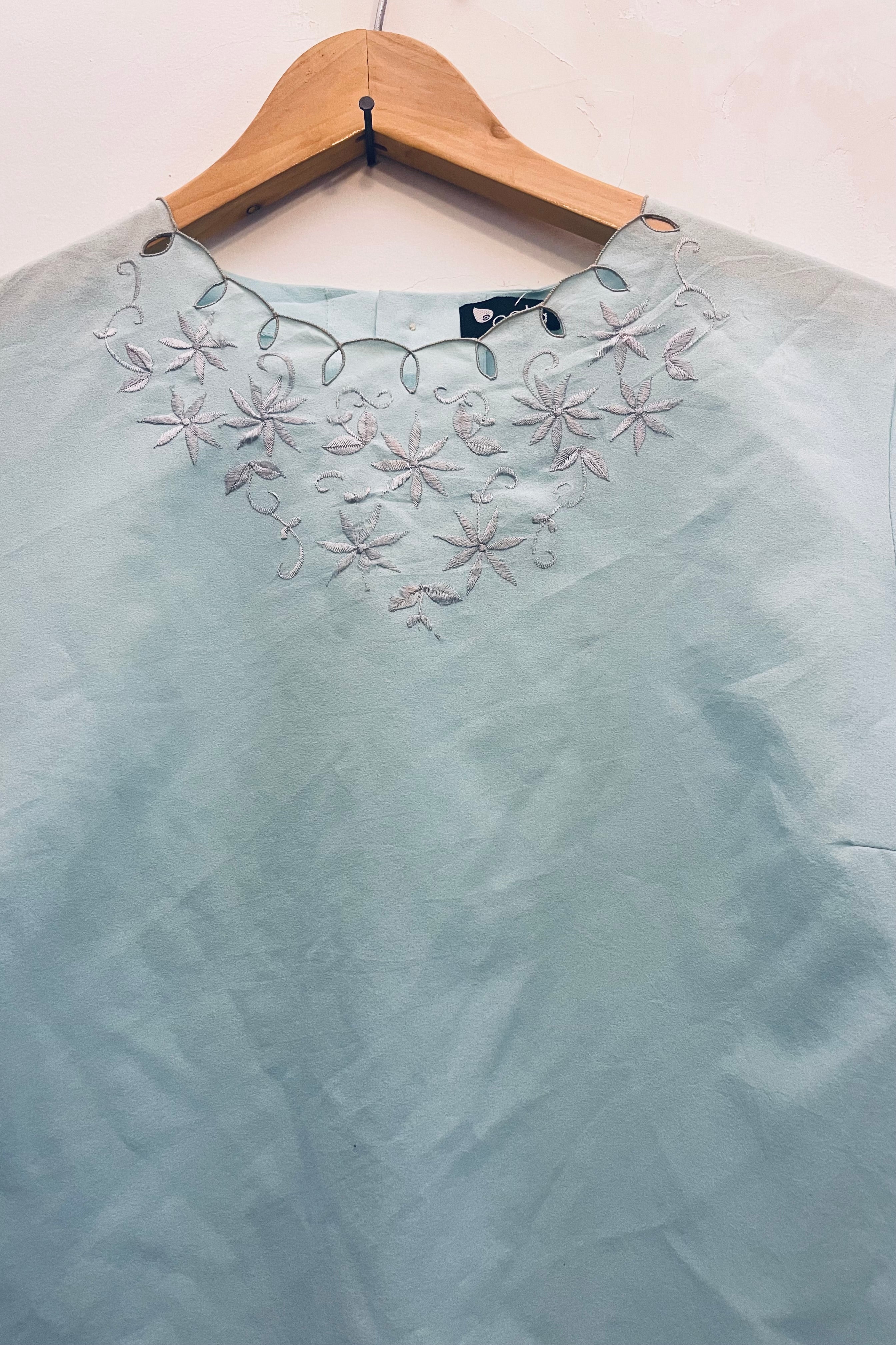 חולצת וינטג׳ תכלת בייבי