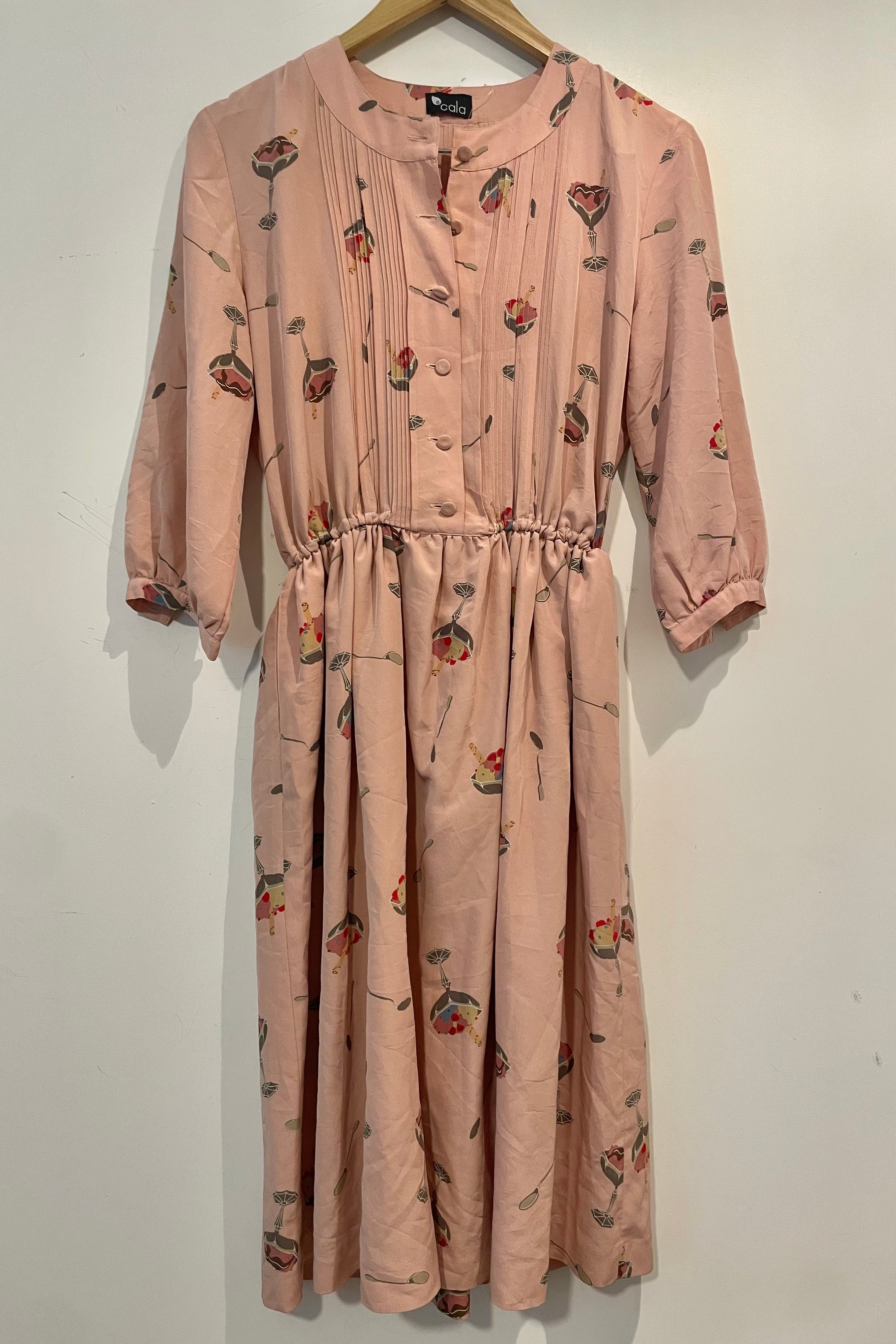 שמלת וינטג׳ פונץ׳