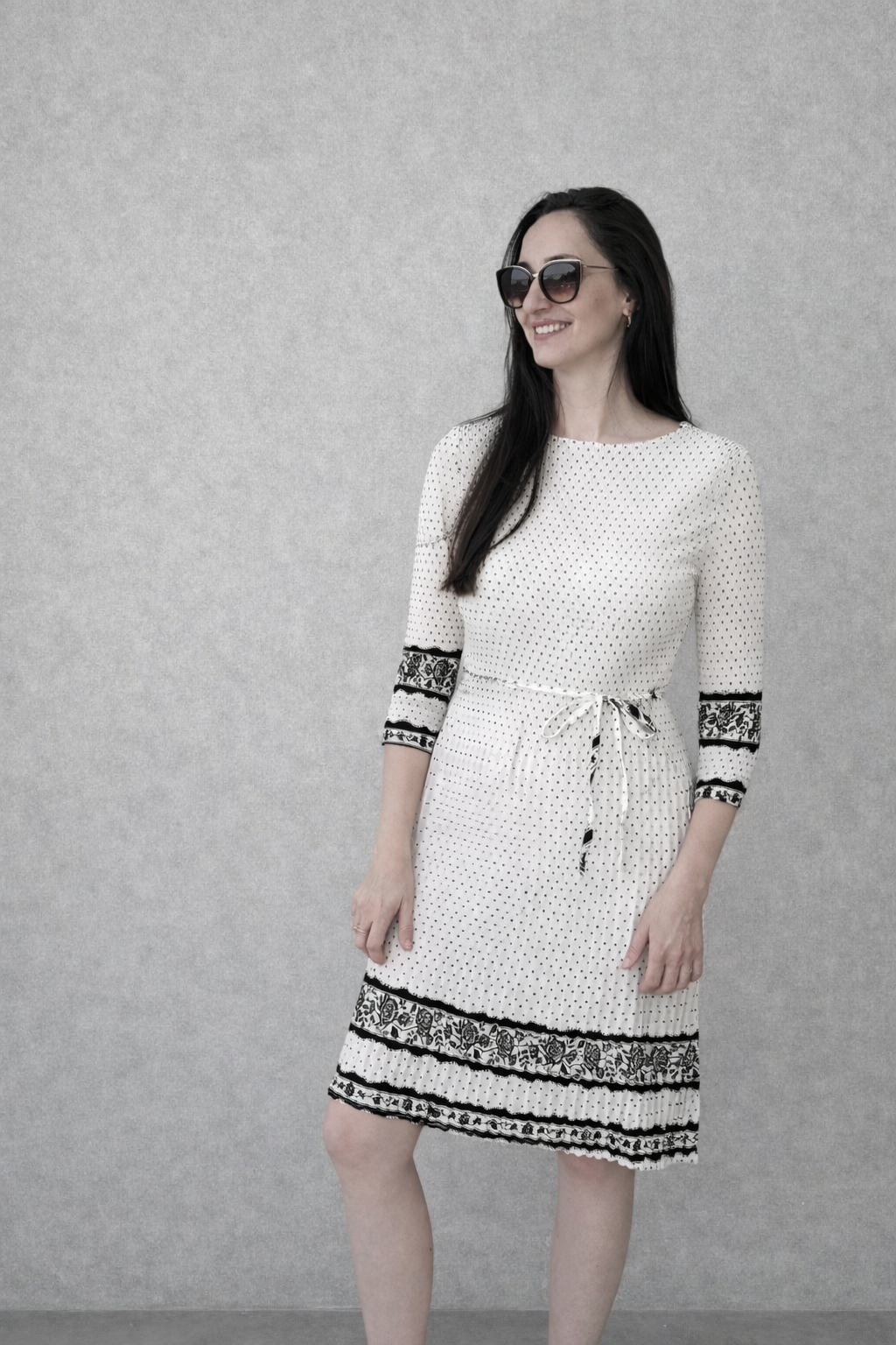 שמלת פליסה ניקוד