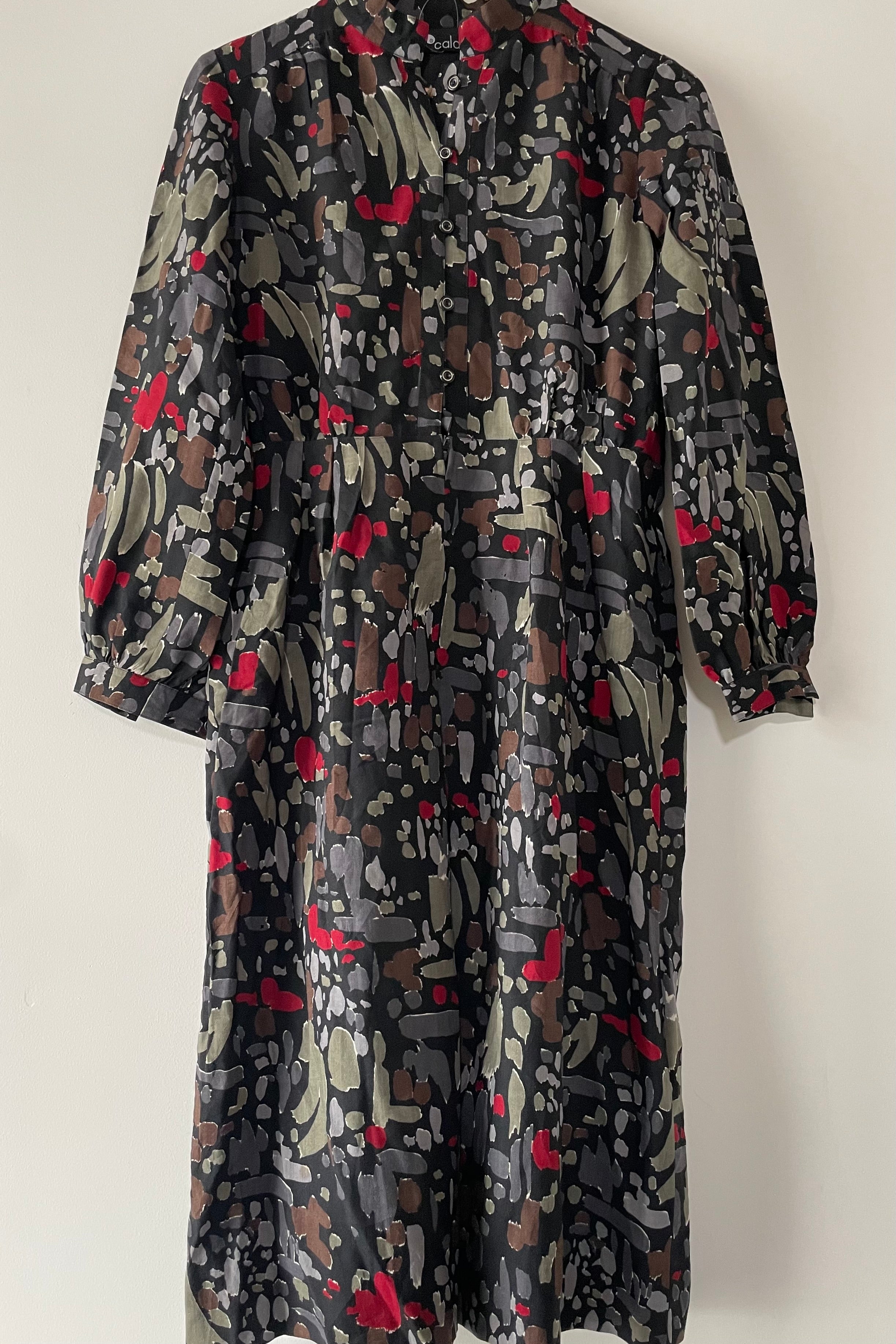 שמלת וינטג׳ לבבות