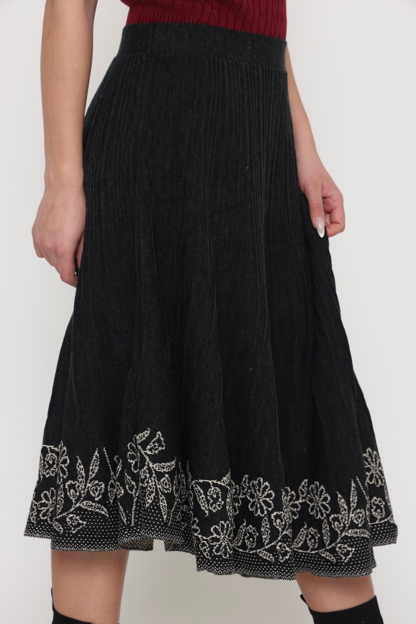 חצאית קישוט