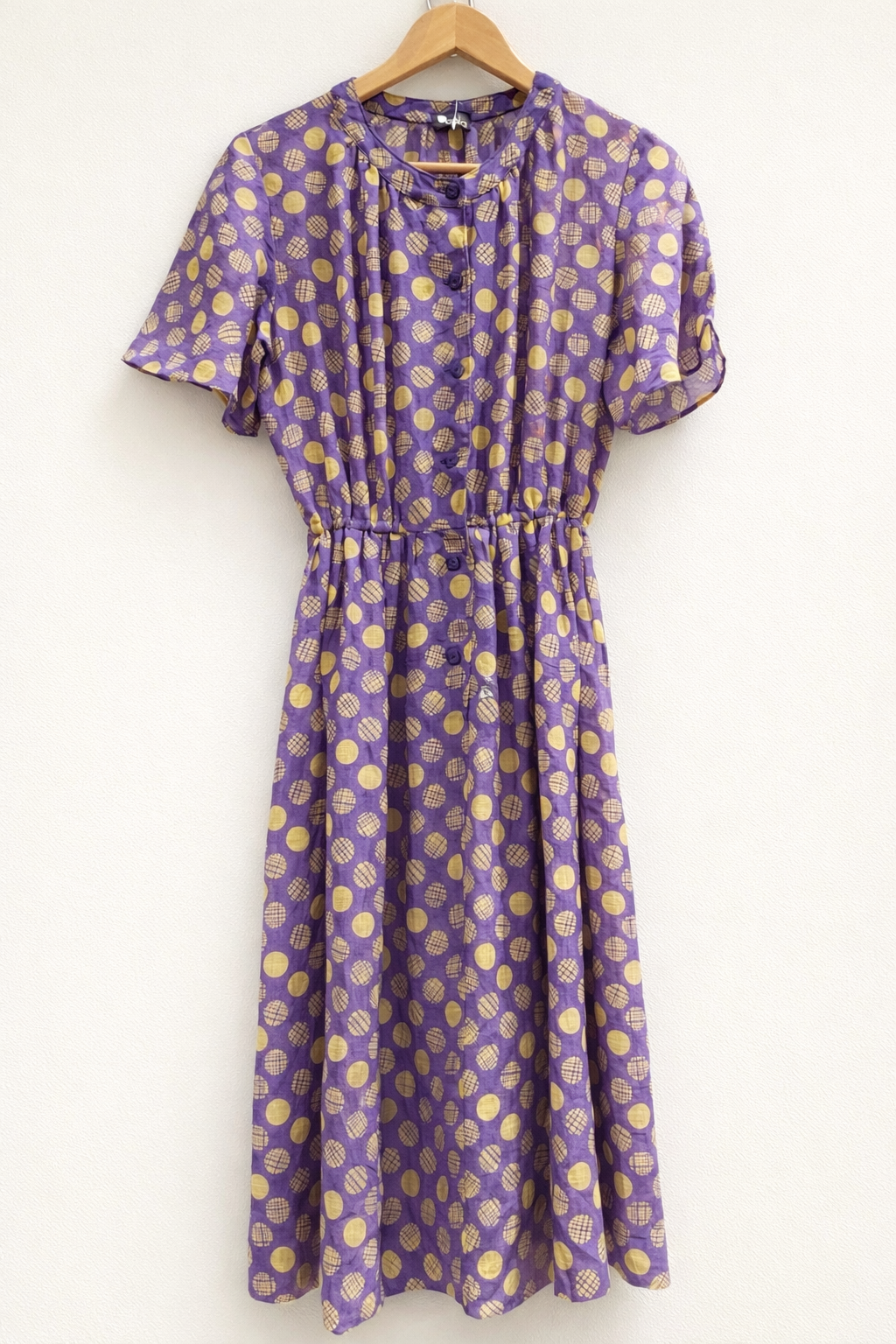 שמלת וינטג׳ כדורי