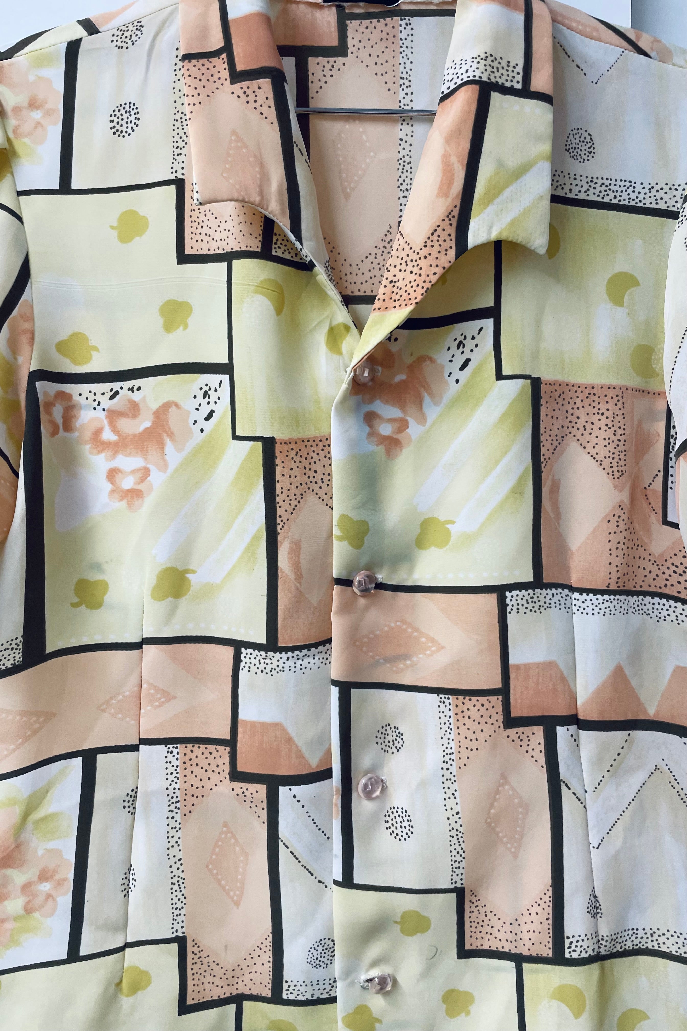 חולצת וינטג׳ חלוקה