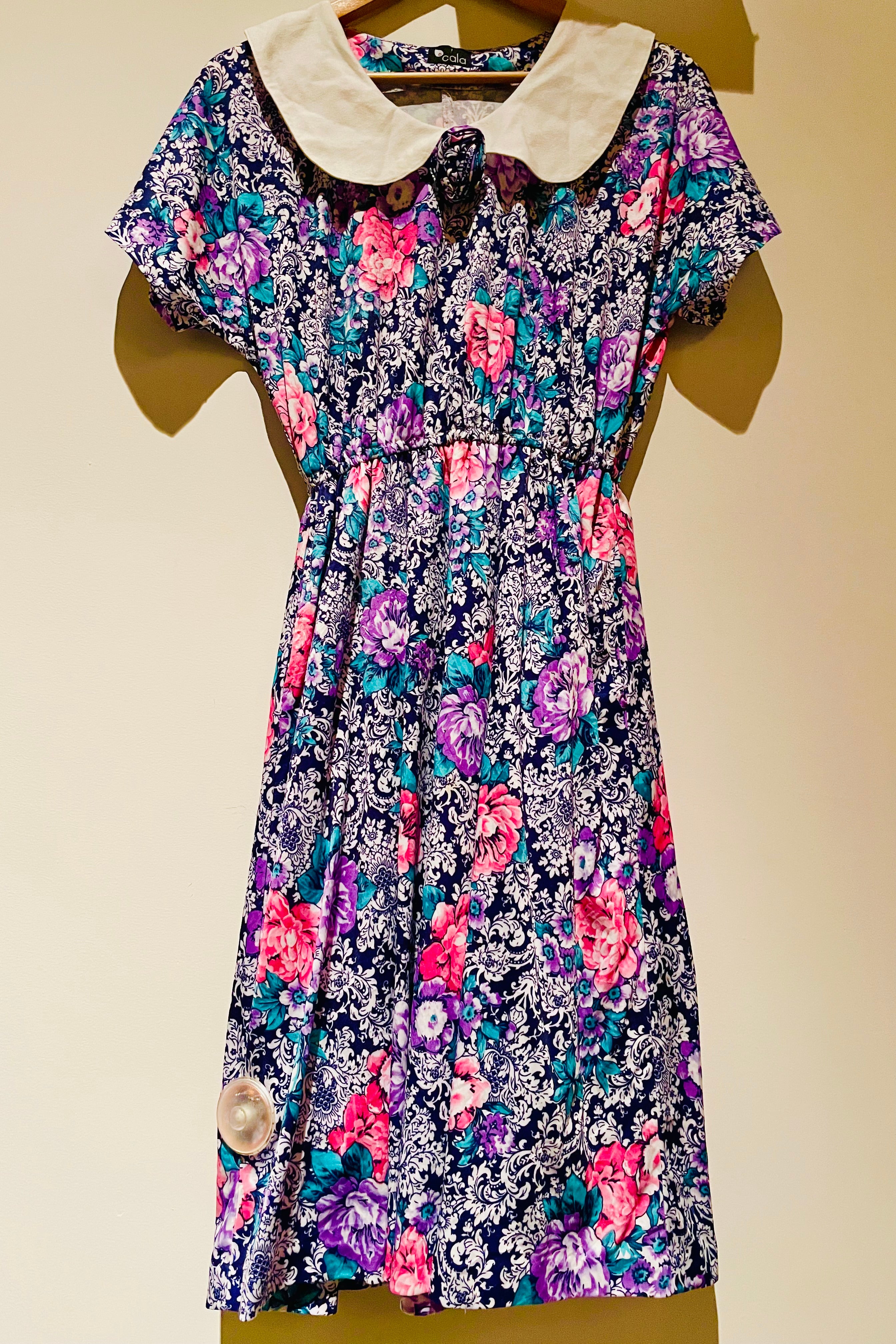 שמלת וינטג׳ חווה