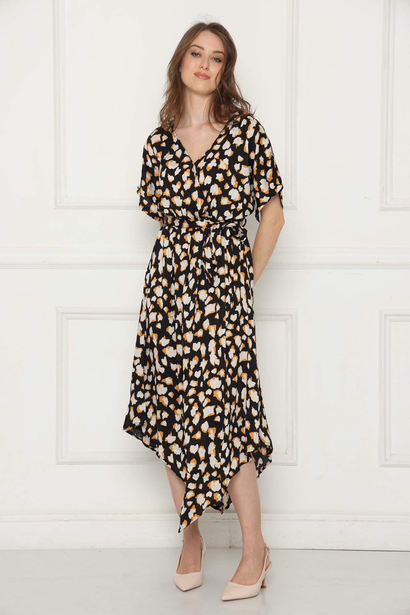 שמלת אורכים אבנים