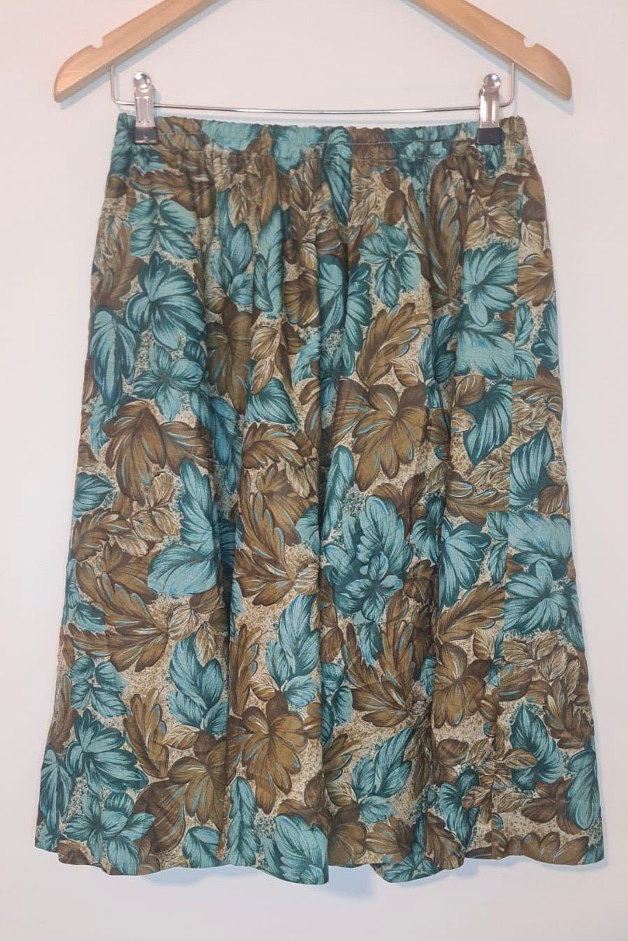 חצאית וינטג' עלים תכלת