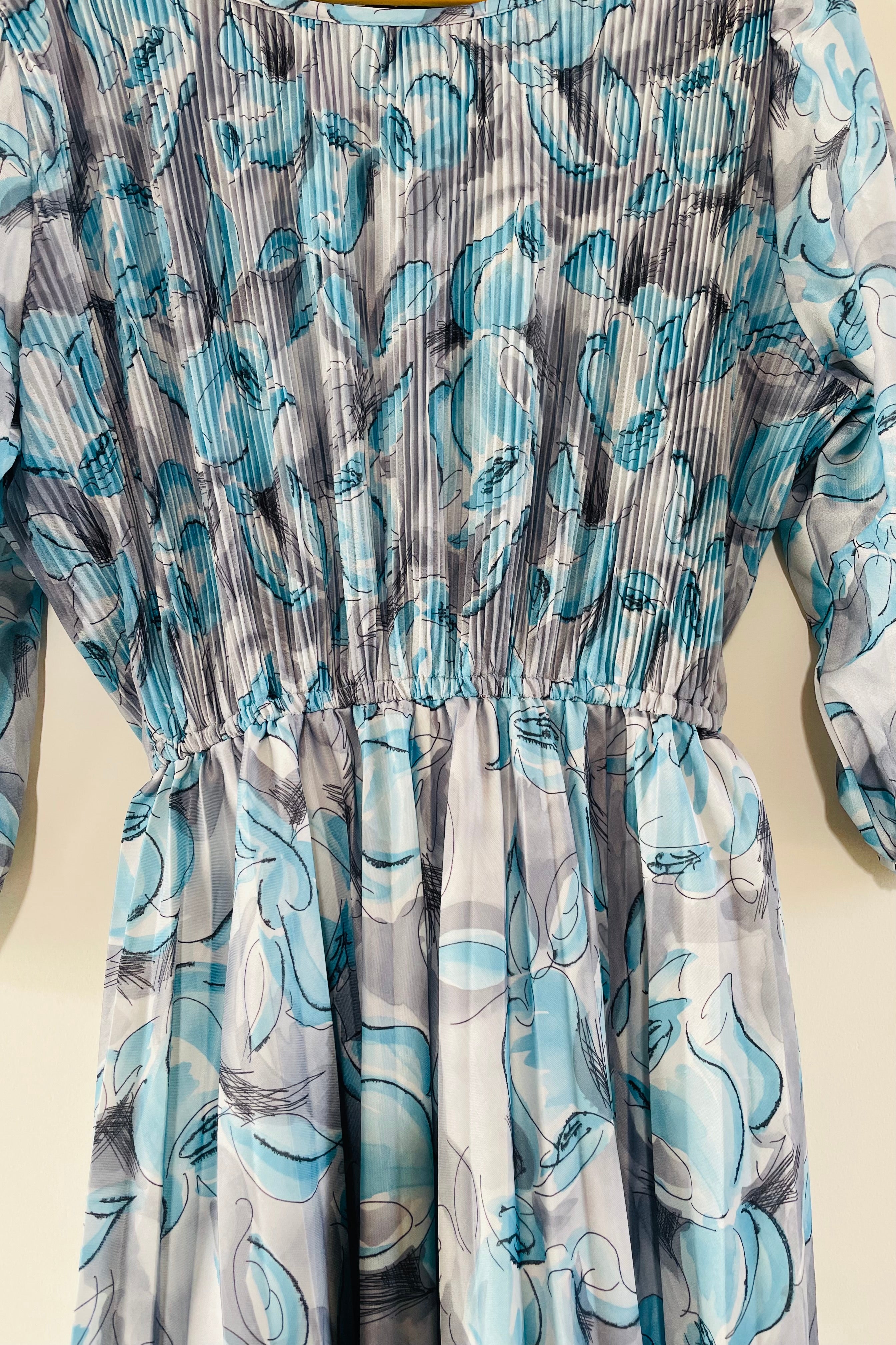 שמלת וינטג׳ קורל