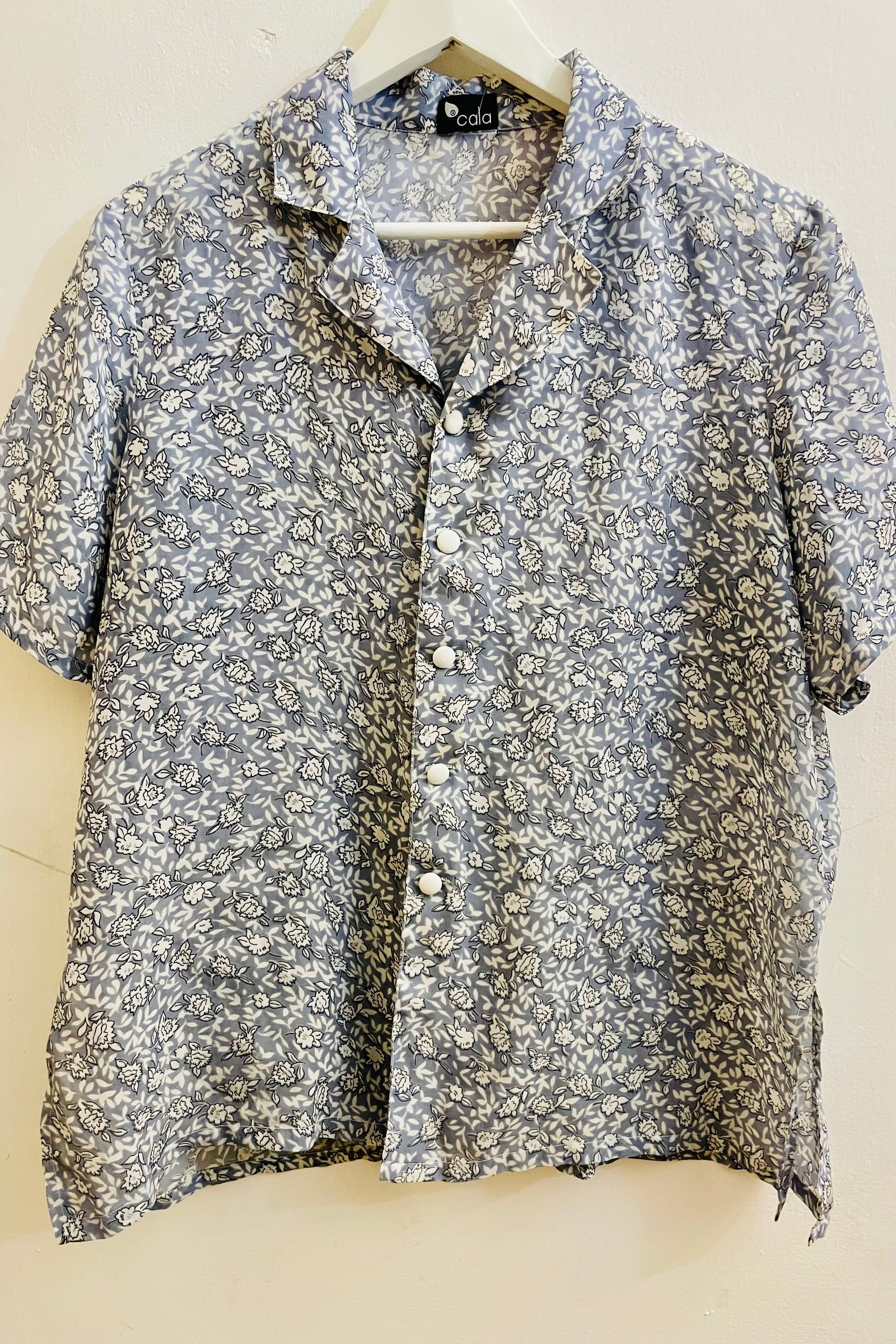 חולצת וינטג׳ אפורה