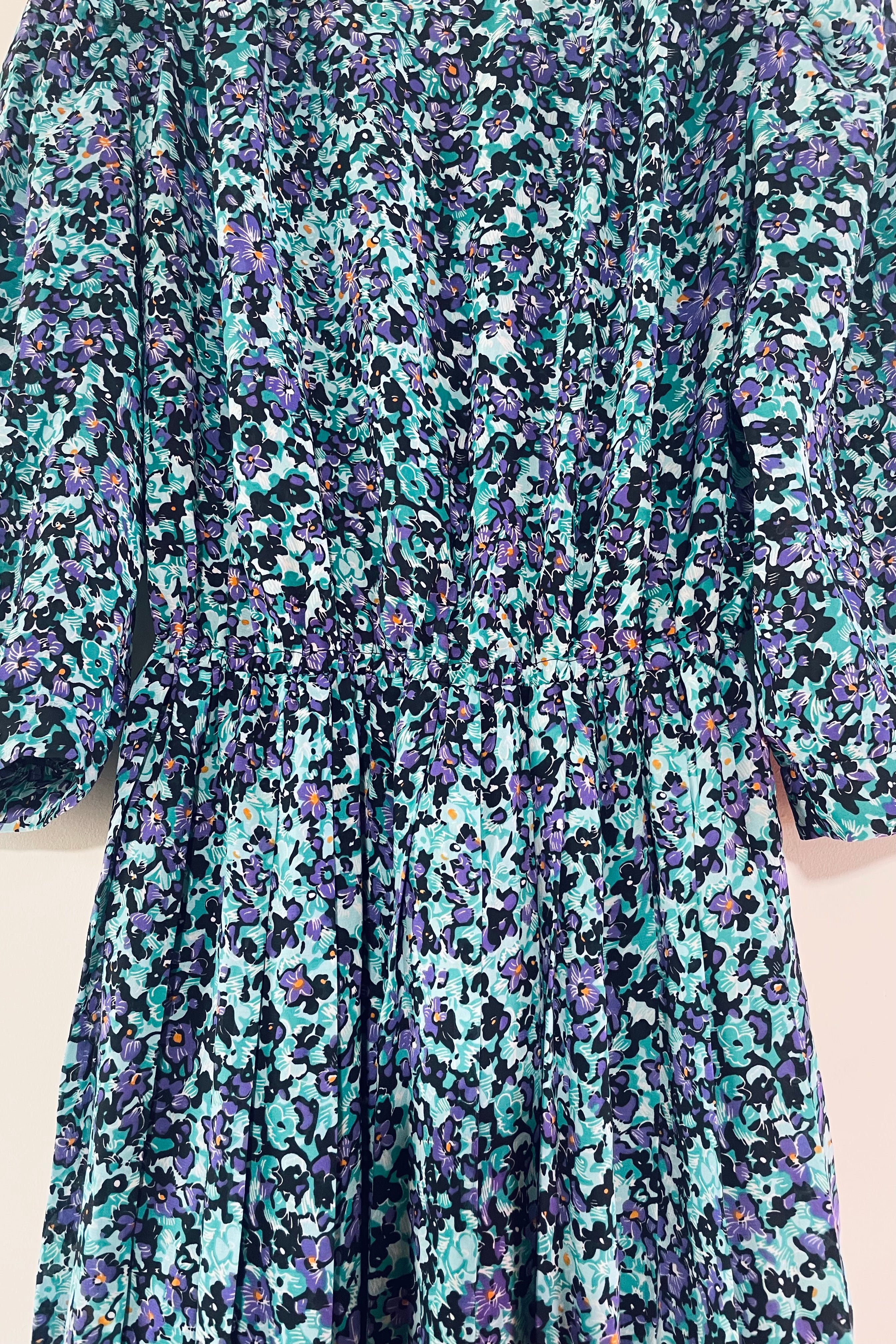 שמלת וינטג׳ קארן