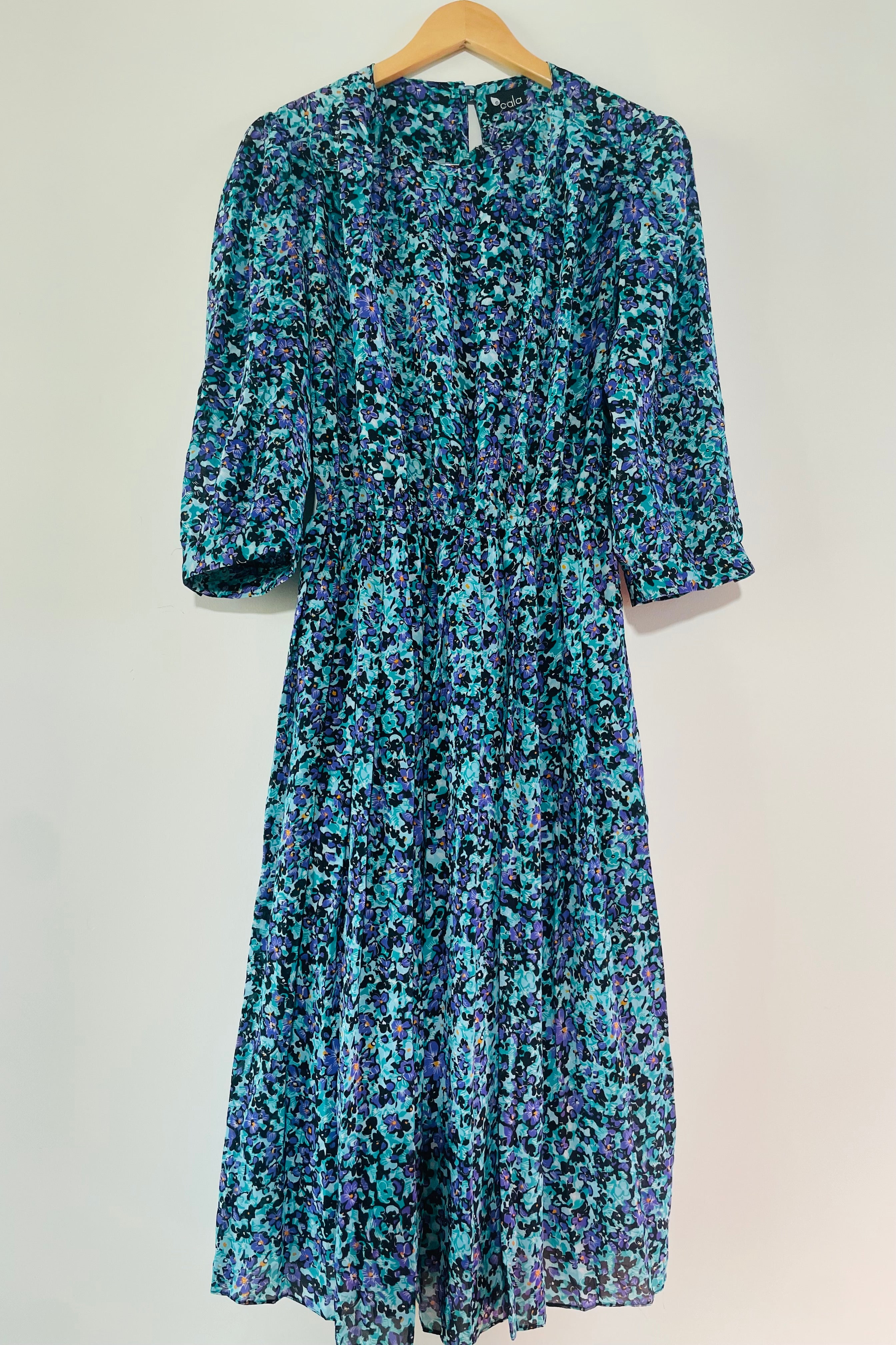 שמלת וינטג׳ קארן