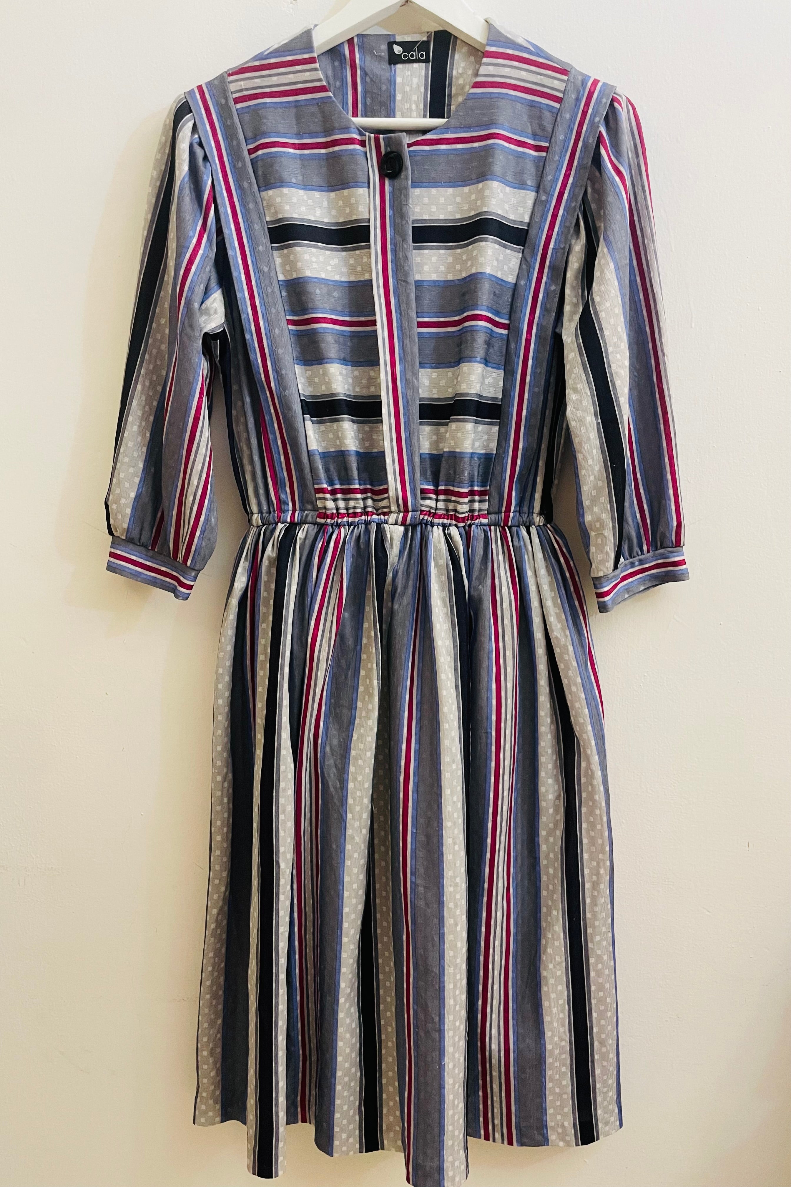 שמלת וינטג׳ נעמה