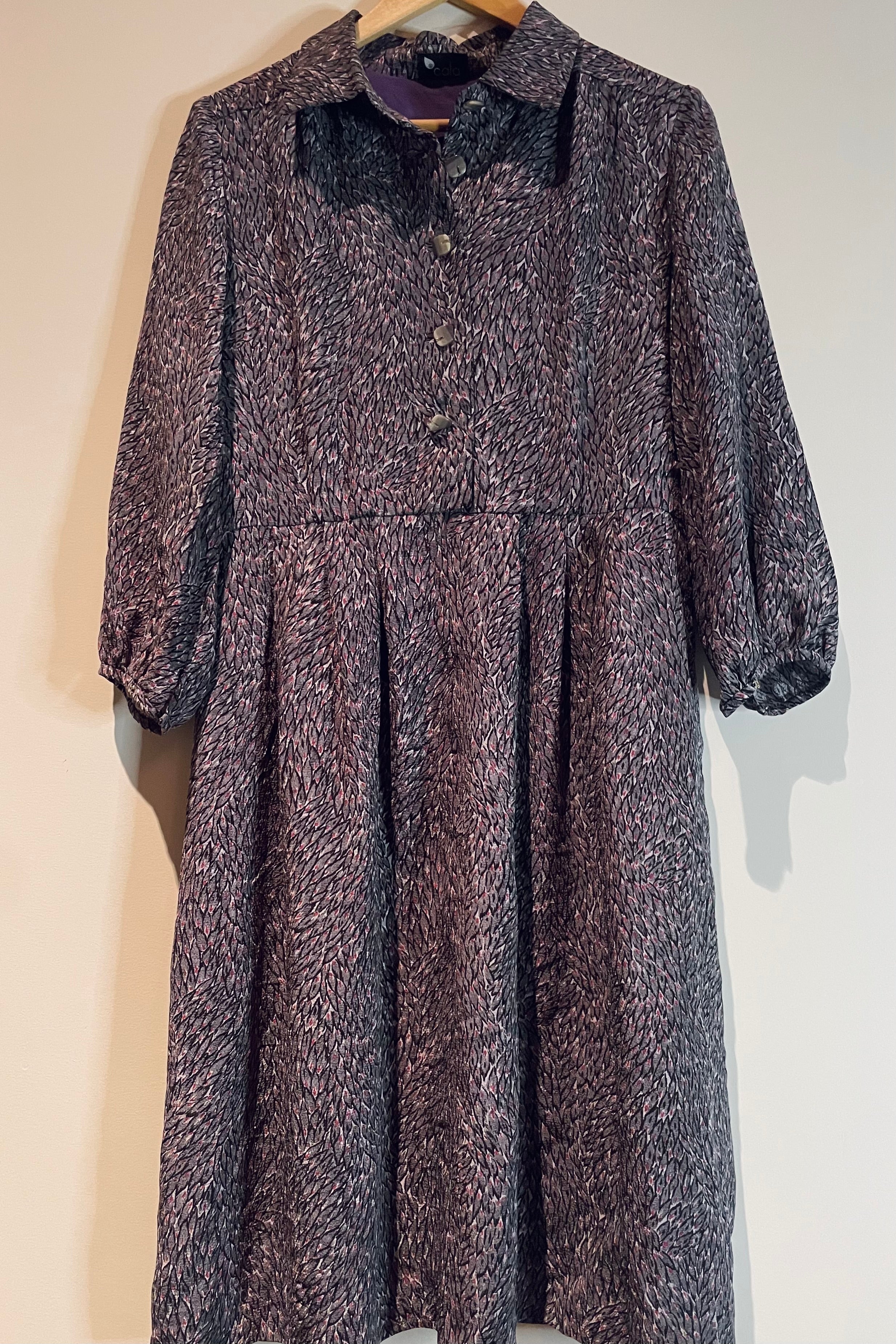 שמלת וינטג׳ גאלה