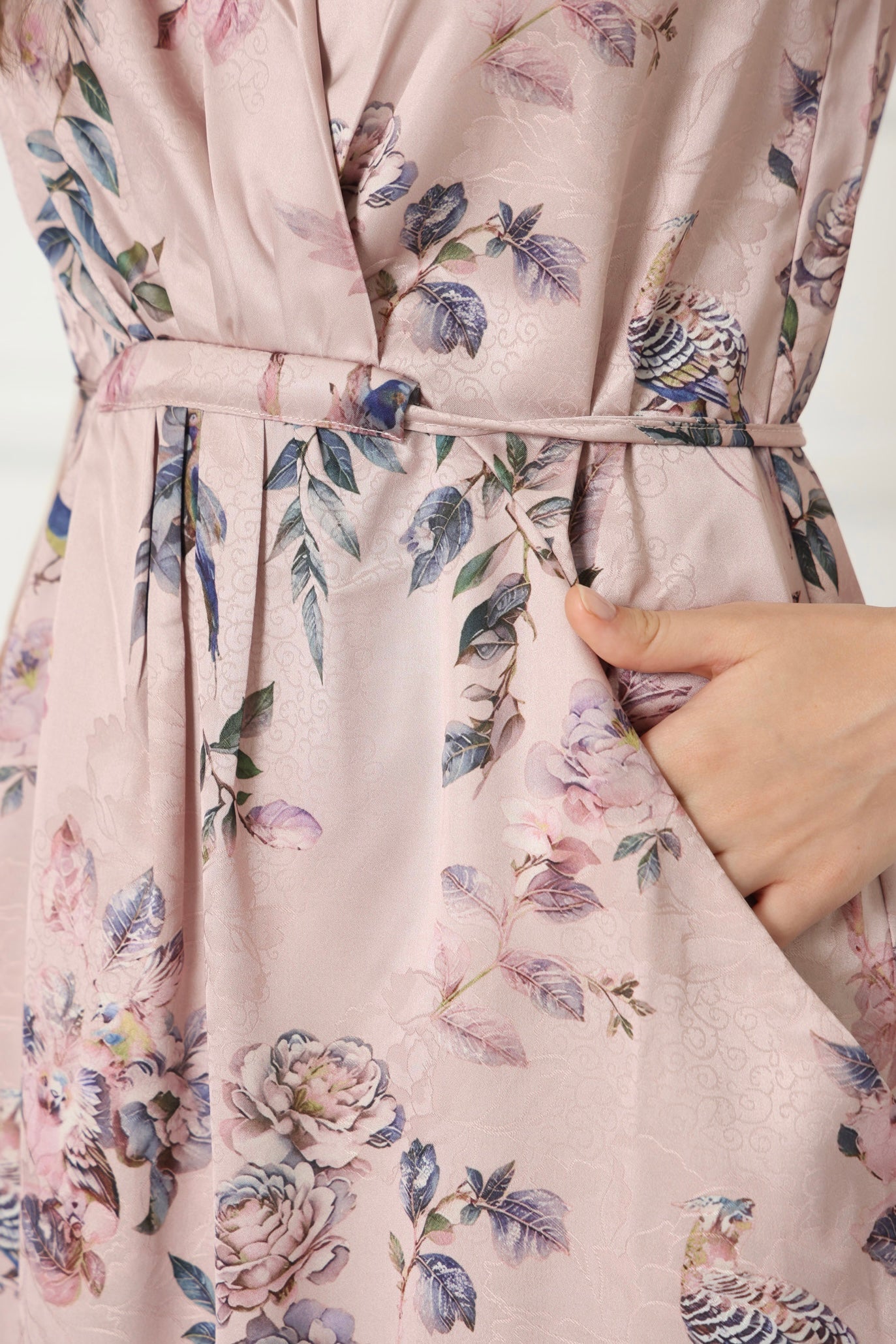 שמלת ציפור ופרח