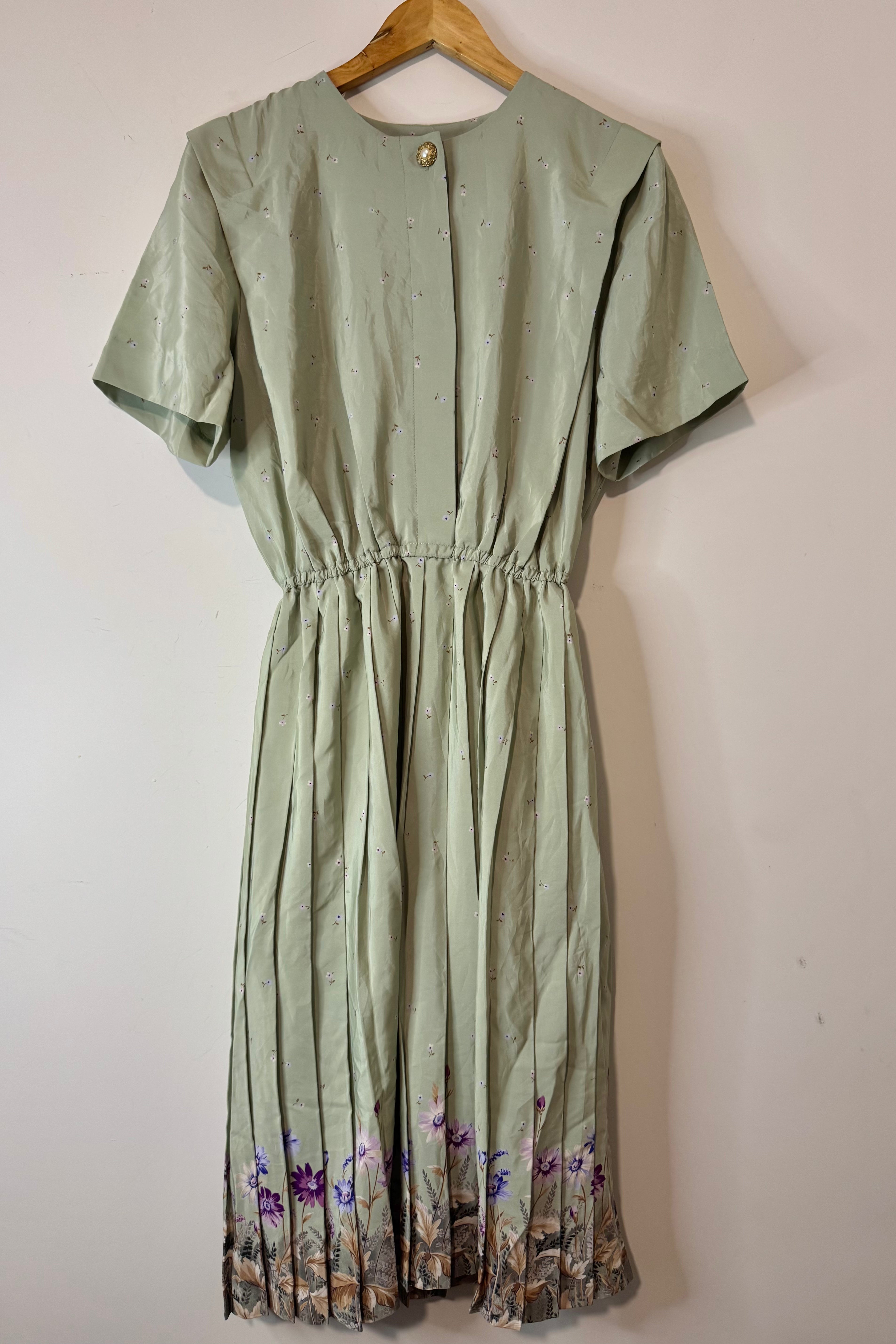 שמלת וינטג׳ מנטה ופרחים