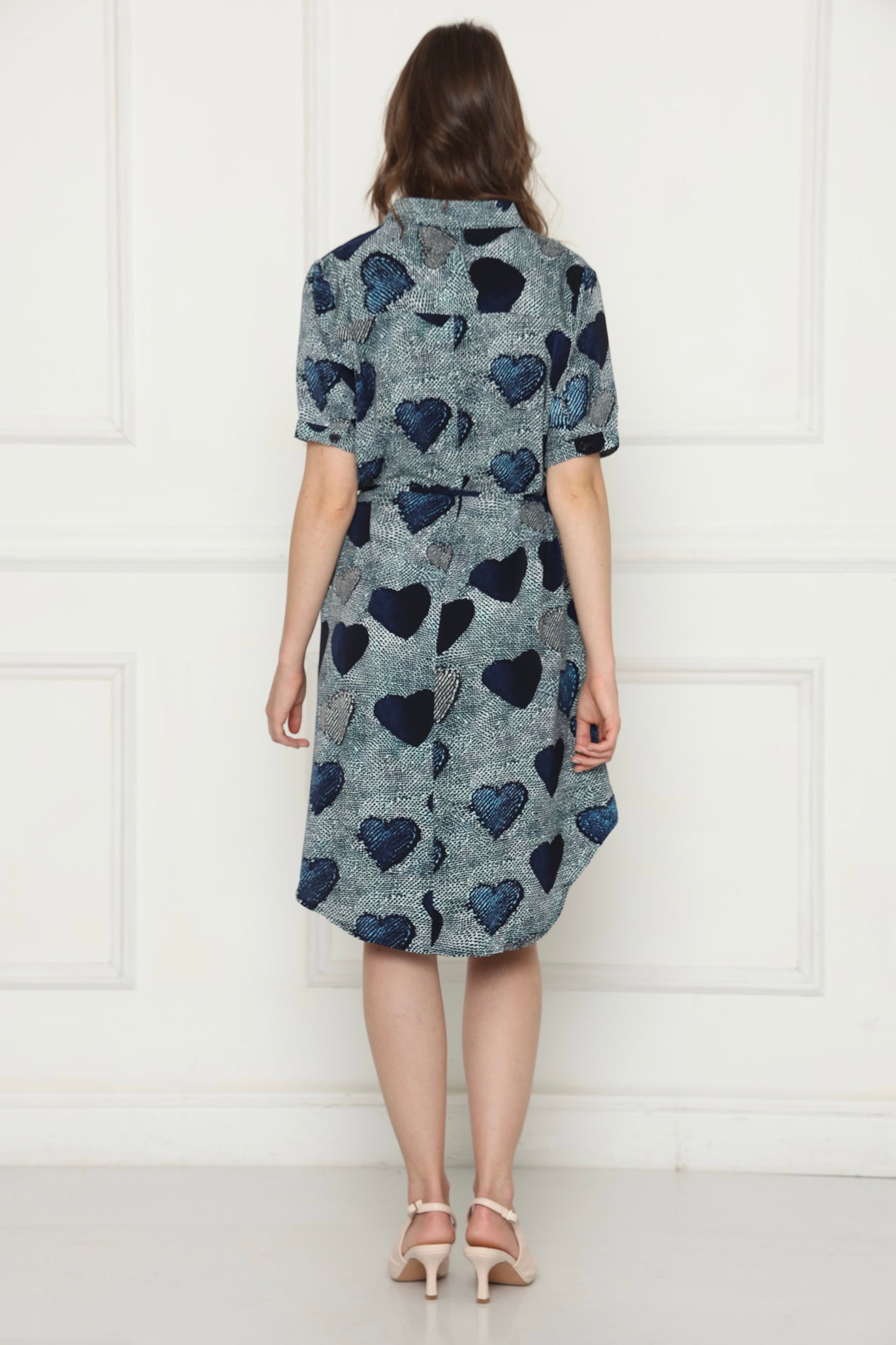 שמלת לבבות ג׳ינס